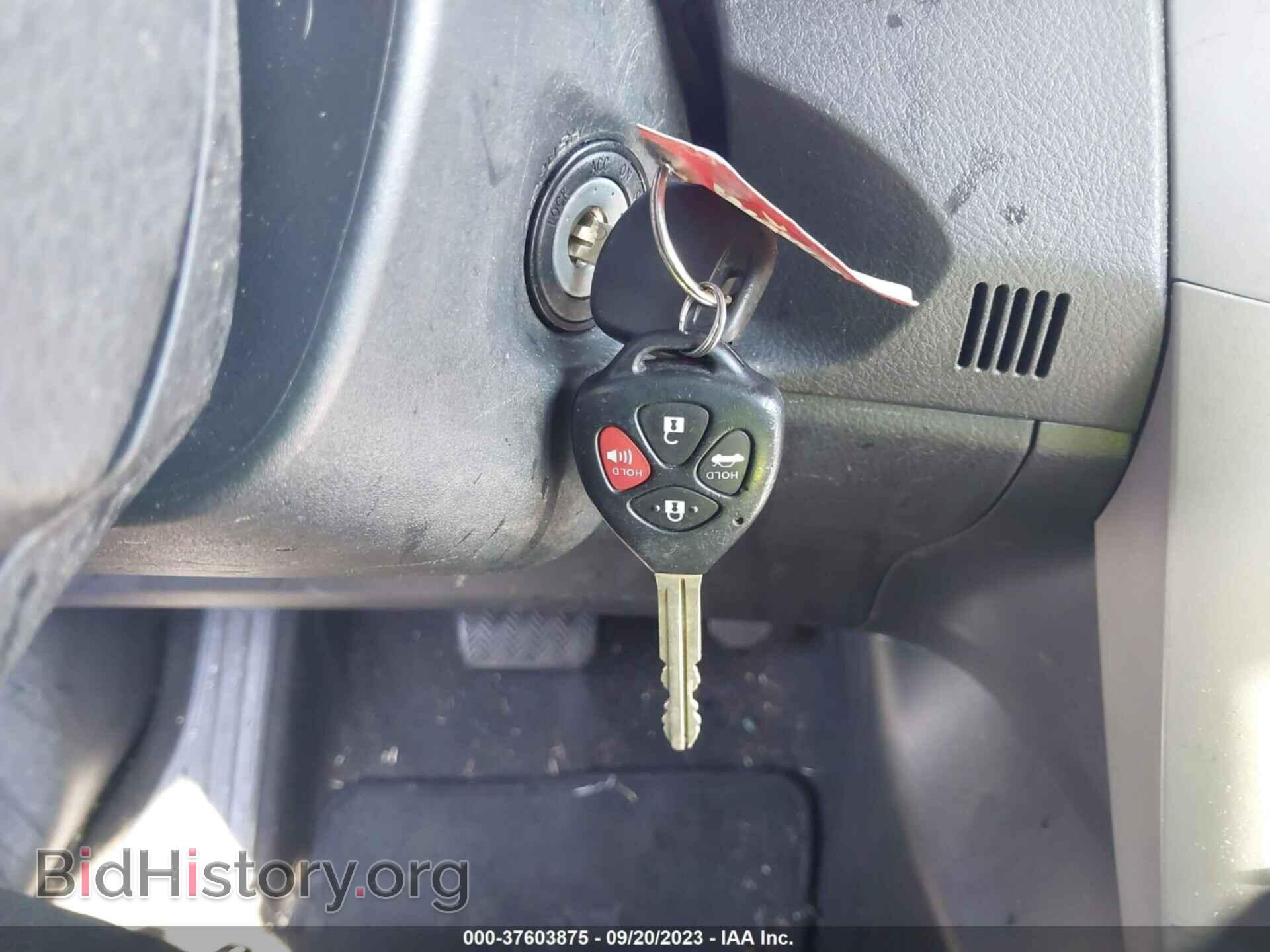 2011 TOYOTA COROLLA - VIN: 2T1BU4EE5BC747398 - Фото 11