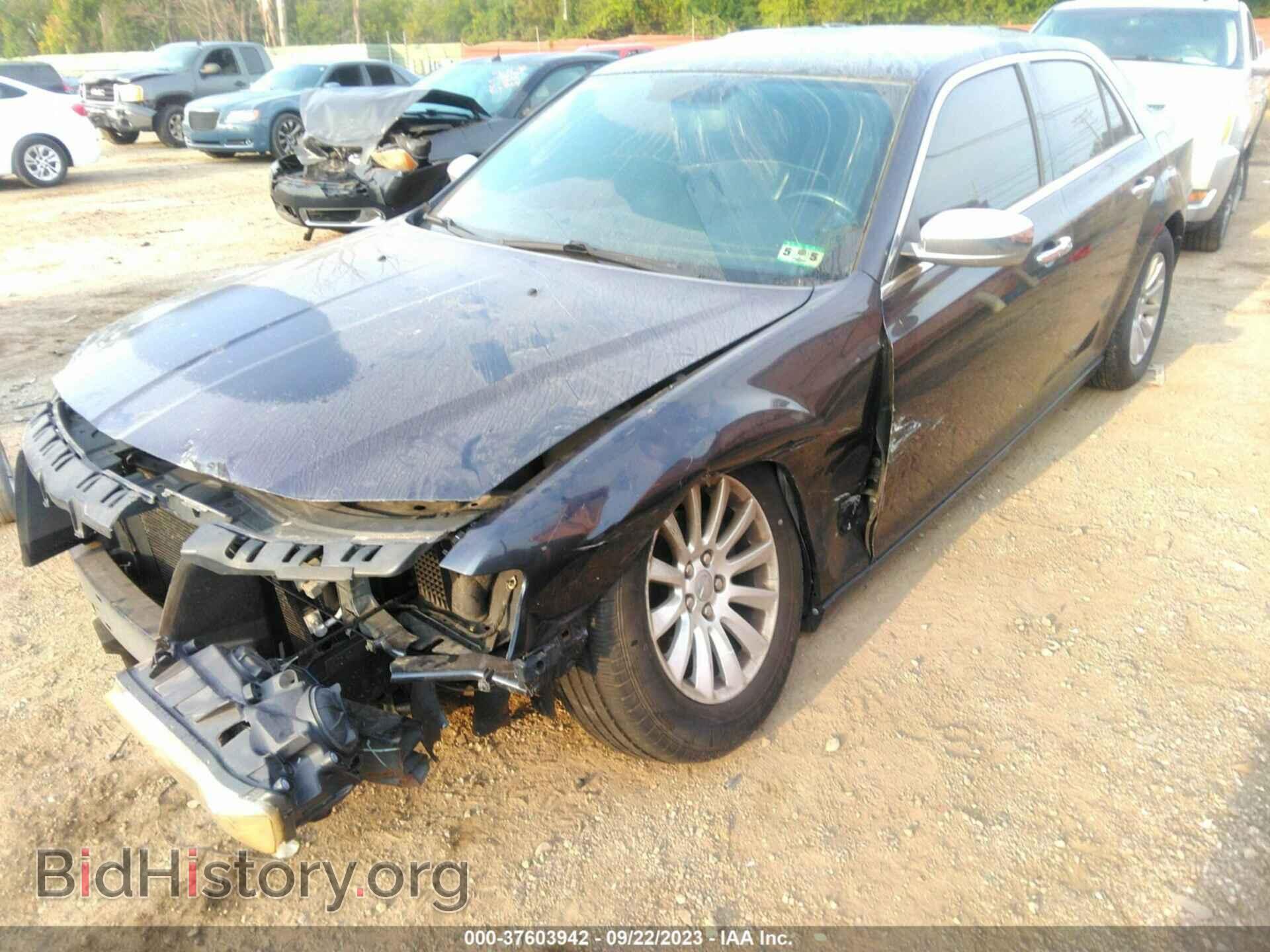 2012 CHRYSLER 300 - VIN: 2C3CCACG4CH310966 - Фото 2