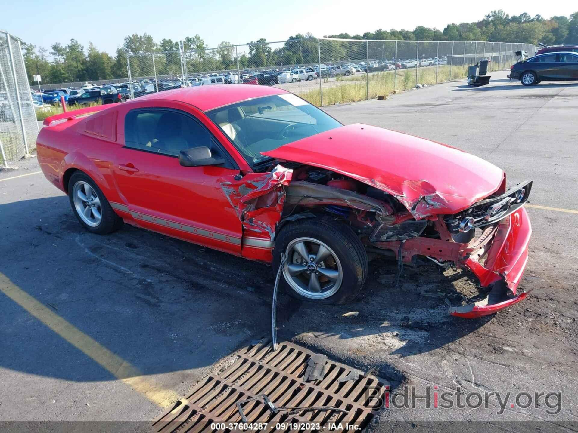 Photo 1ZVFT80N965174203 - FORD MUSTANG 2006