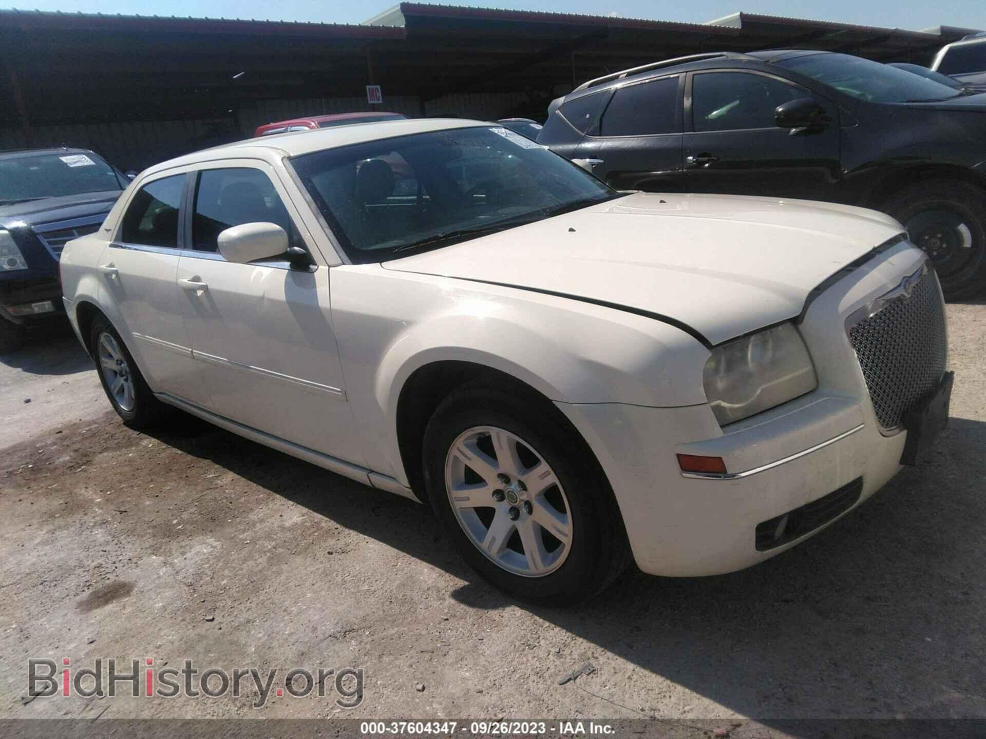 Фотография 2C3KA53G16H225449 - CHRYSLER 300 2006