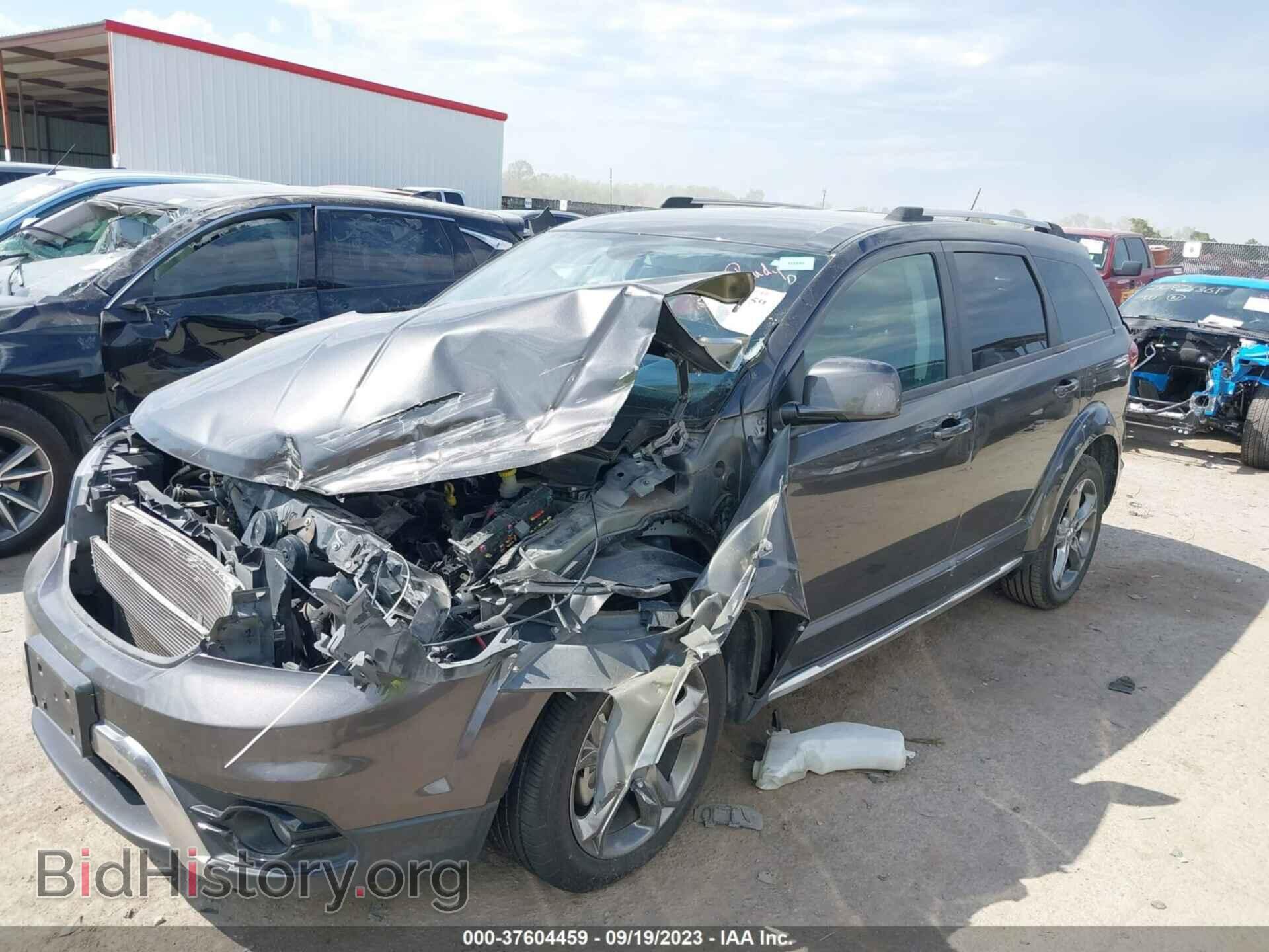2017 DODGE JOURNEY - VIN: 3C4PDCGB0HT566105 - Фото 2