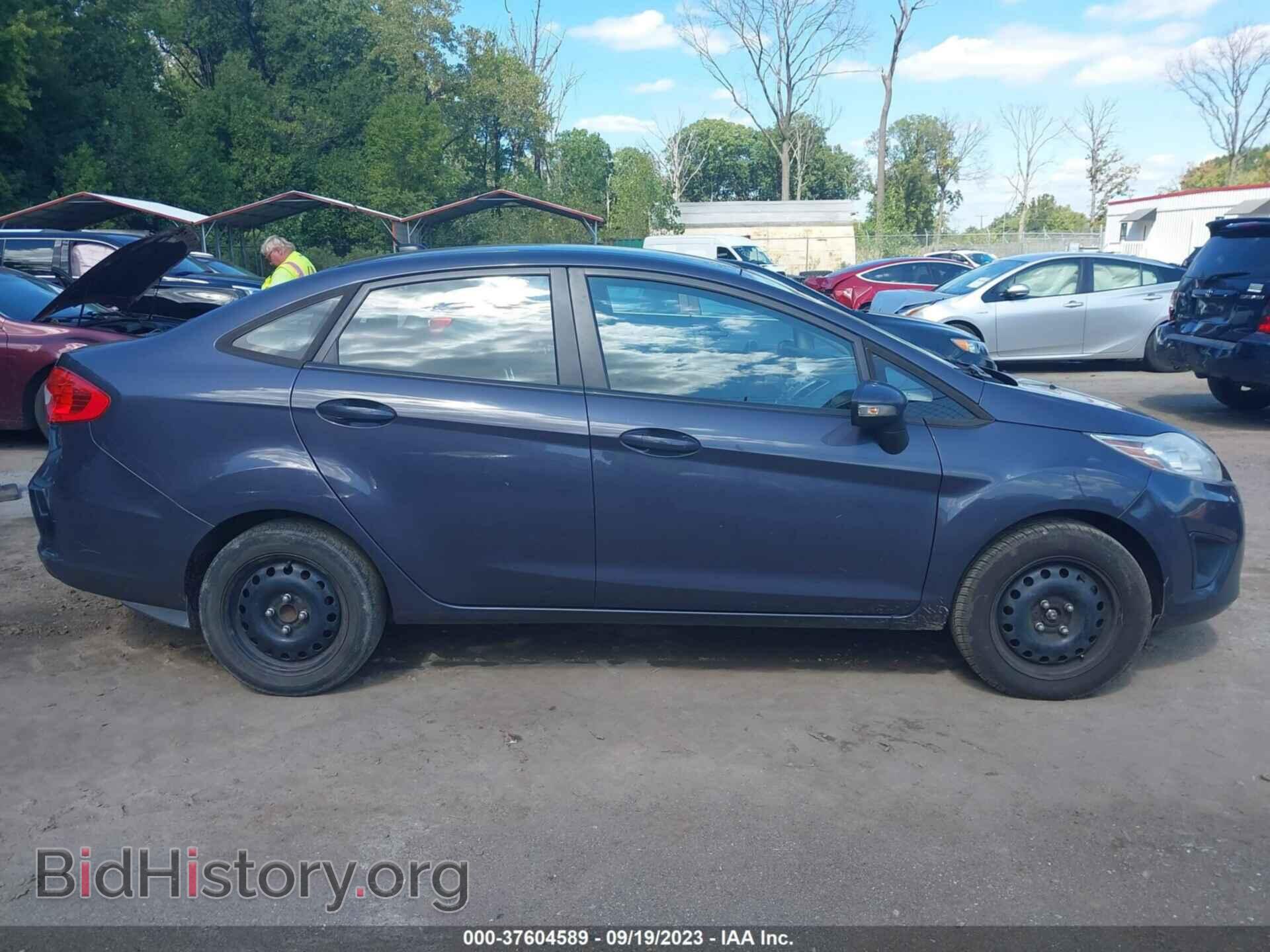 2013 FORD FIESTA - VIN: 3FADP4BJ0DM203795 - Фото 13