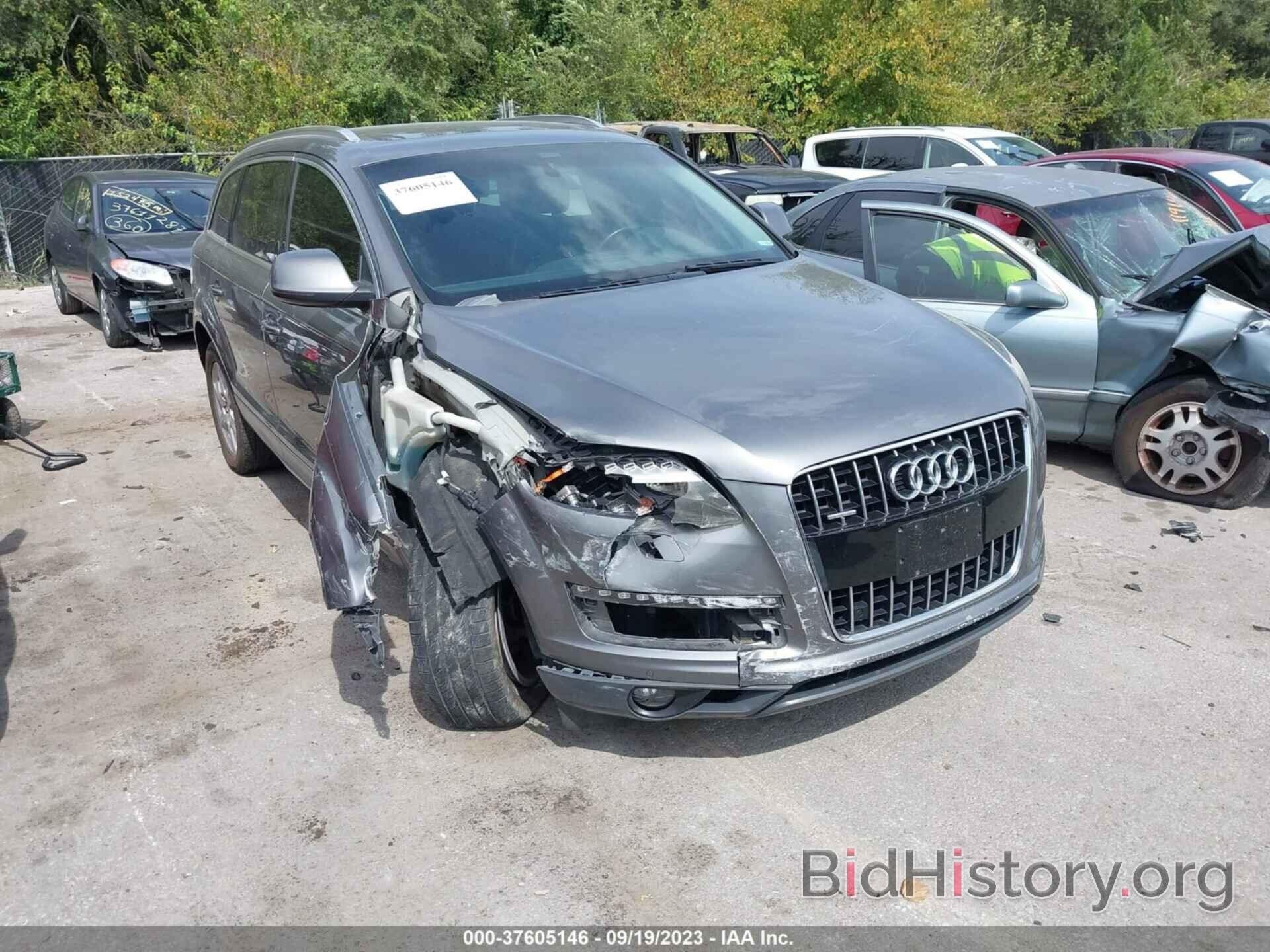 Photo WA1LYAFE7AD003366 - AUDI Q7 2010