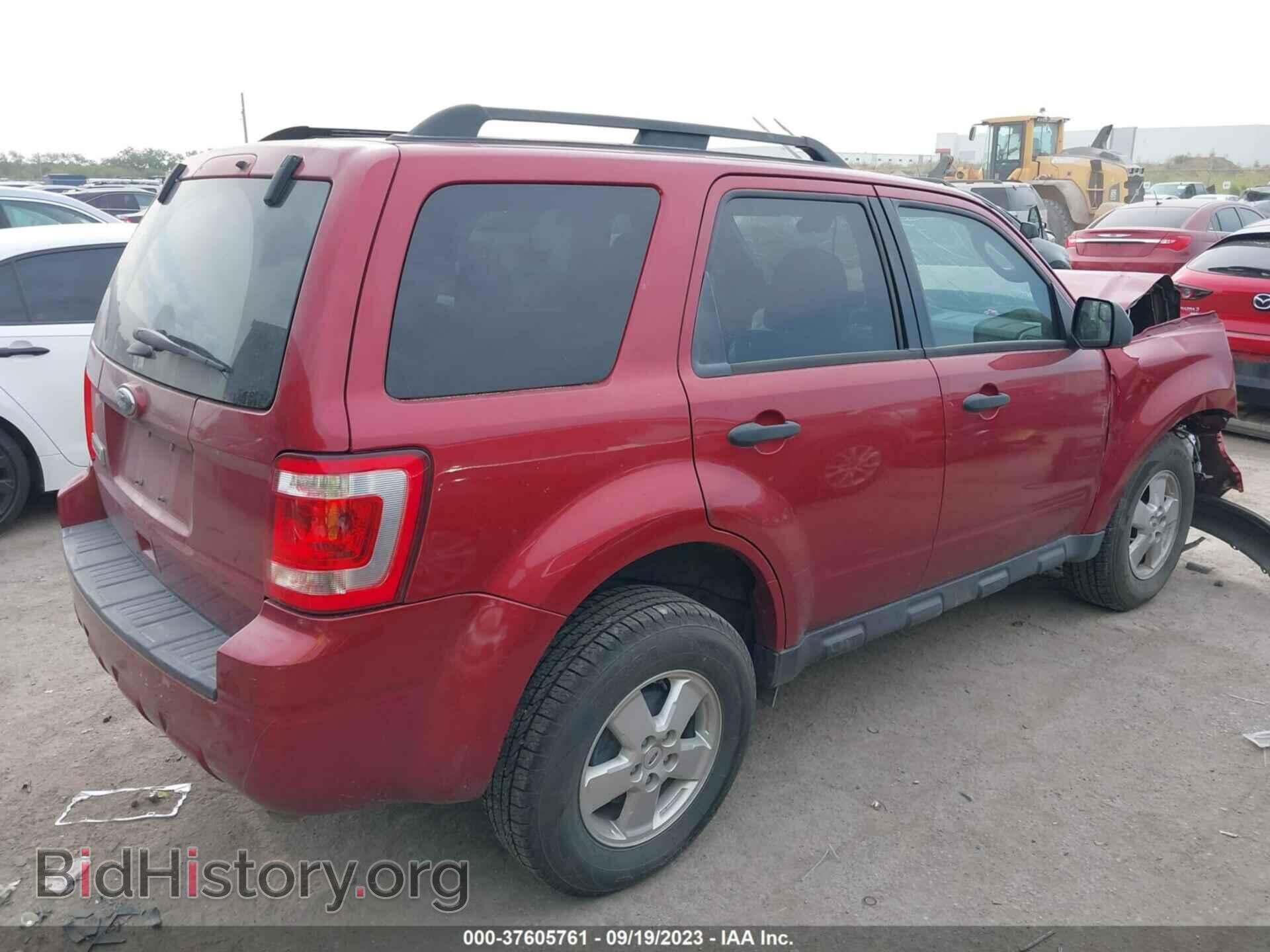2012 FORD ESCAPE - VIN: 1FMCU0D75CKB17800 - Фото 4