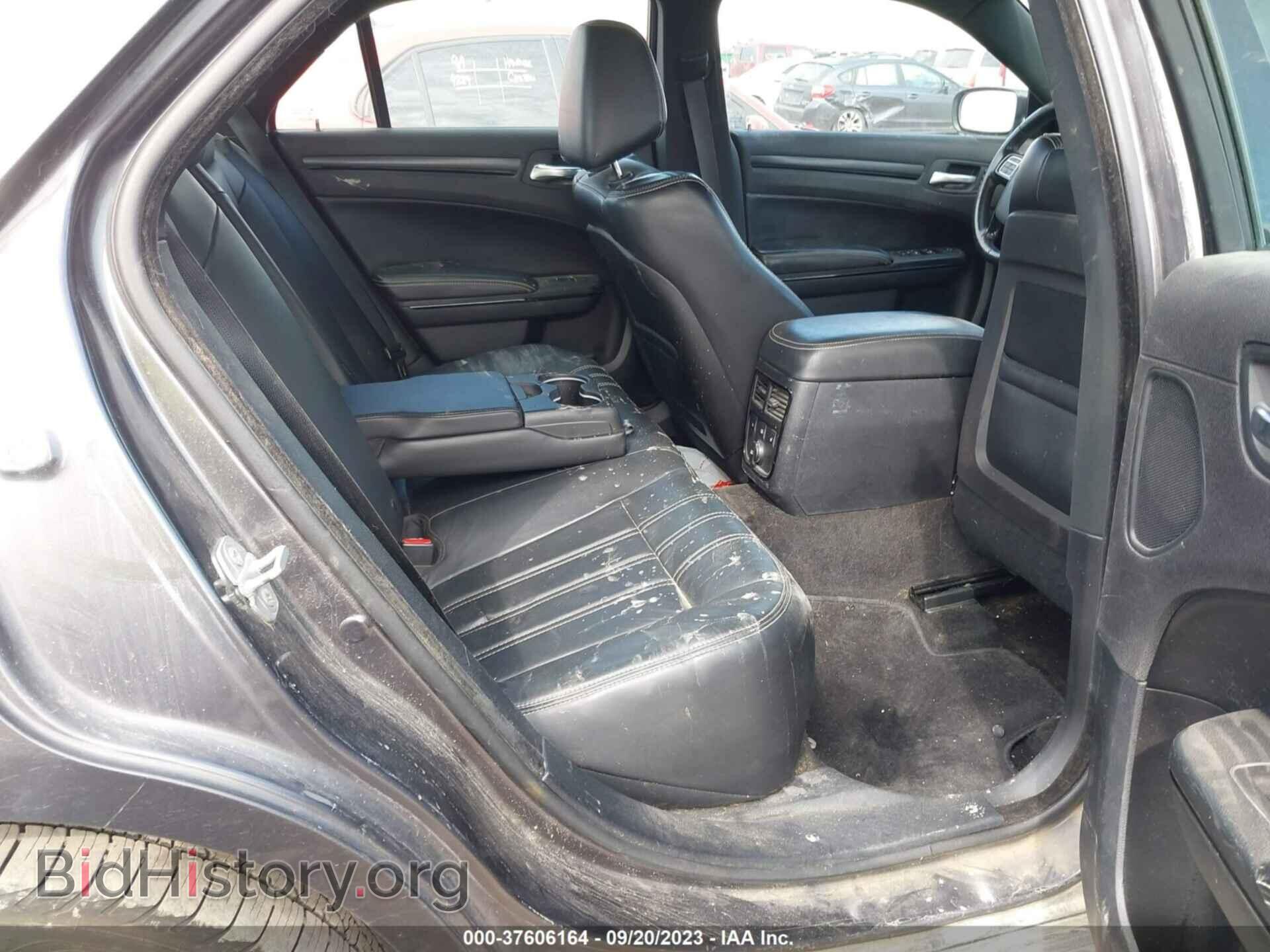 2014 CHRYSLER 300 - VIN: 2C3CCAGGXEH381506 - Фото 8
