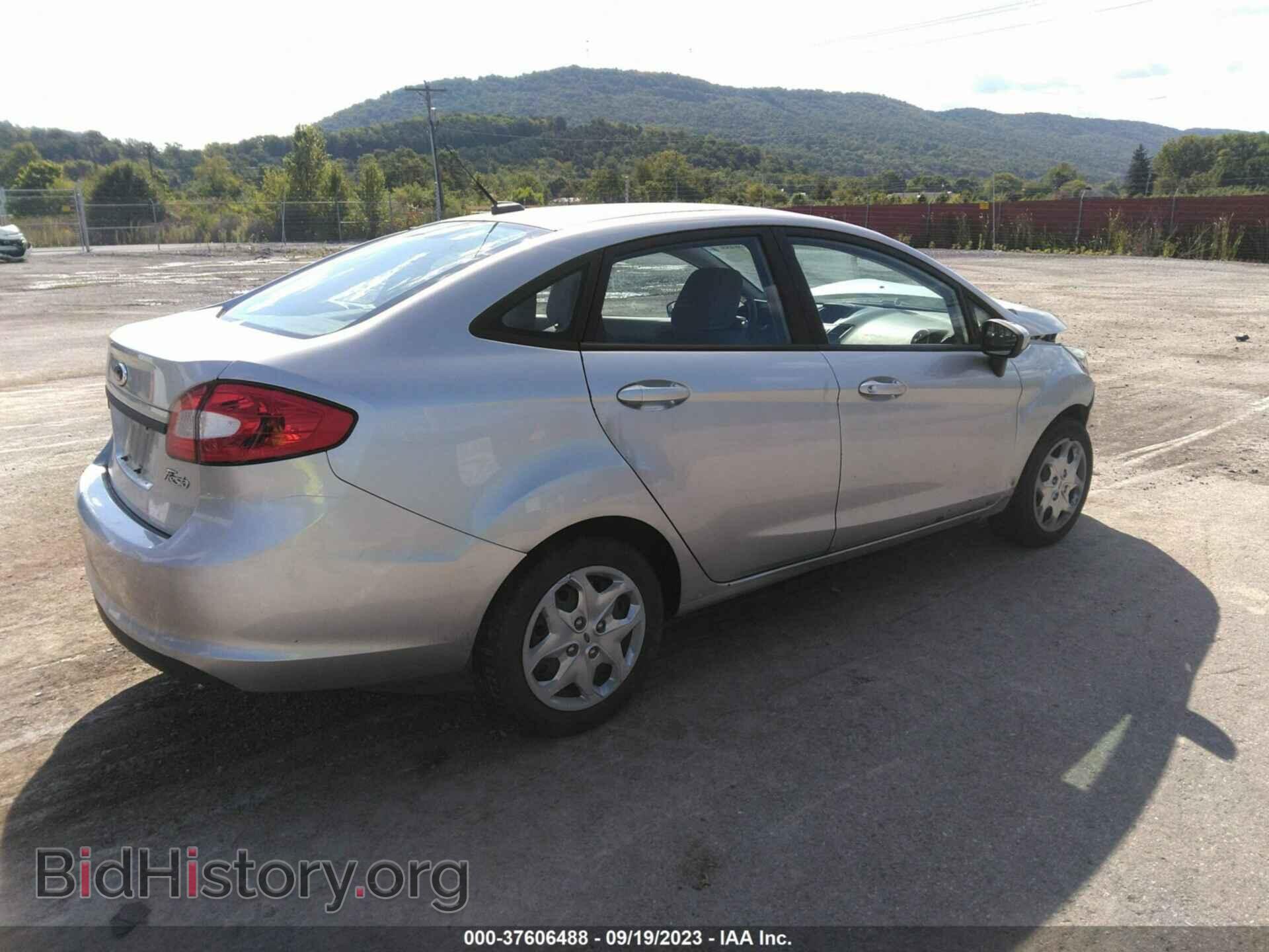 2012 FORD FIESTA - VIN: 3FADP4AJ9CM186883 - Фото 4
