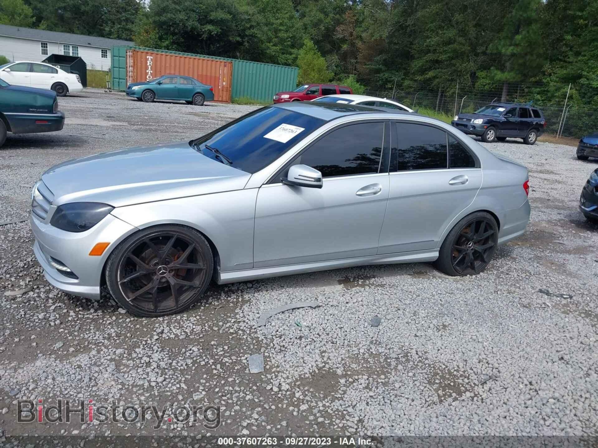 2011 MERCEDES-BENZ C-CLASS - VIN: WDDGF5EB6BA480620 - Фото 2