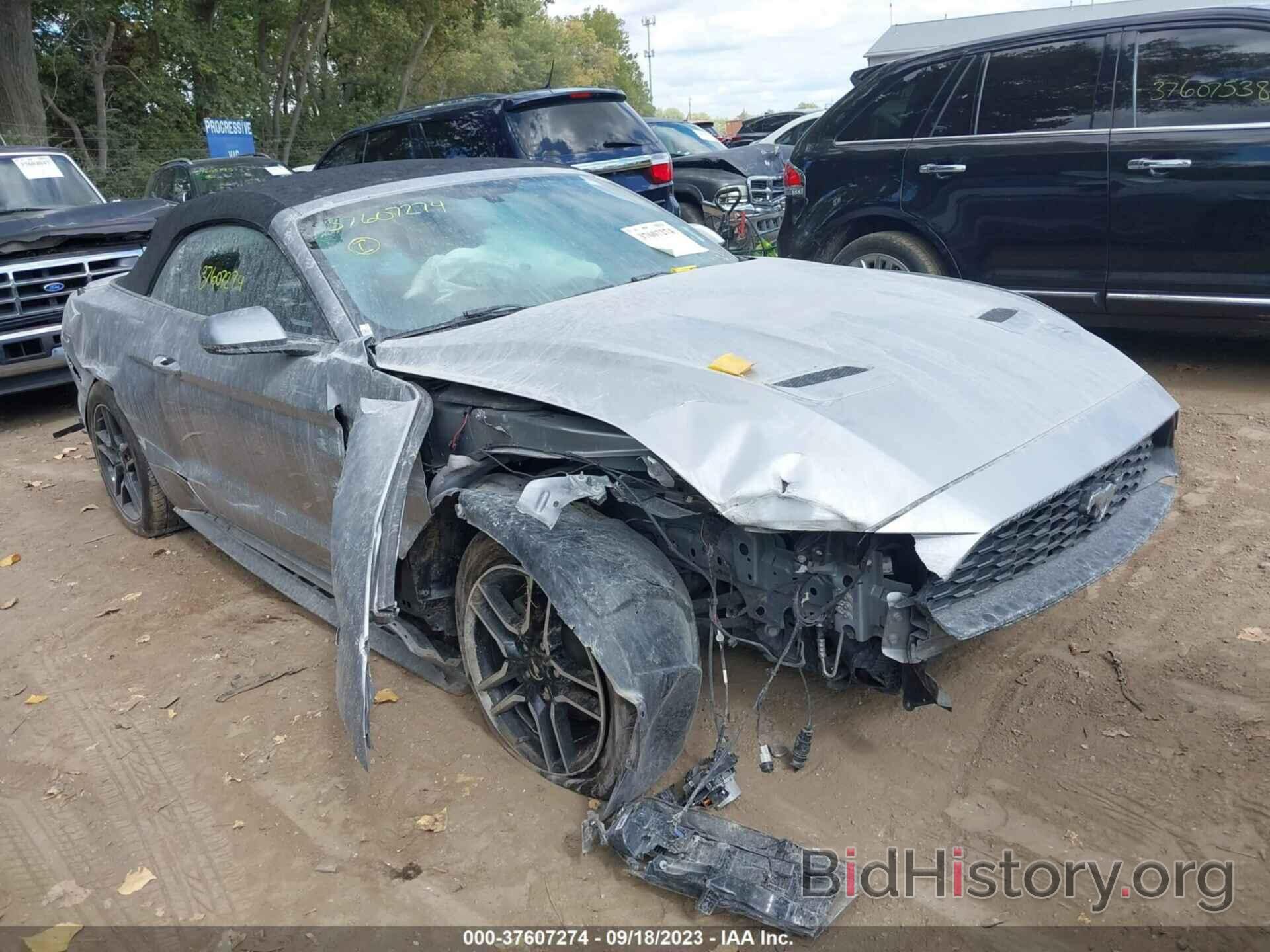 Photo 1FATP8UH7L5137344 - FORD MUSTANG 2020