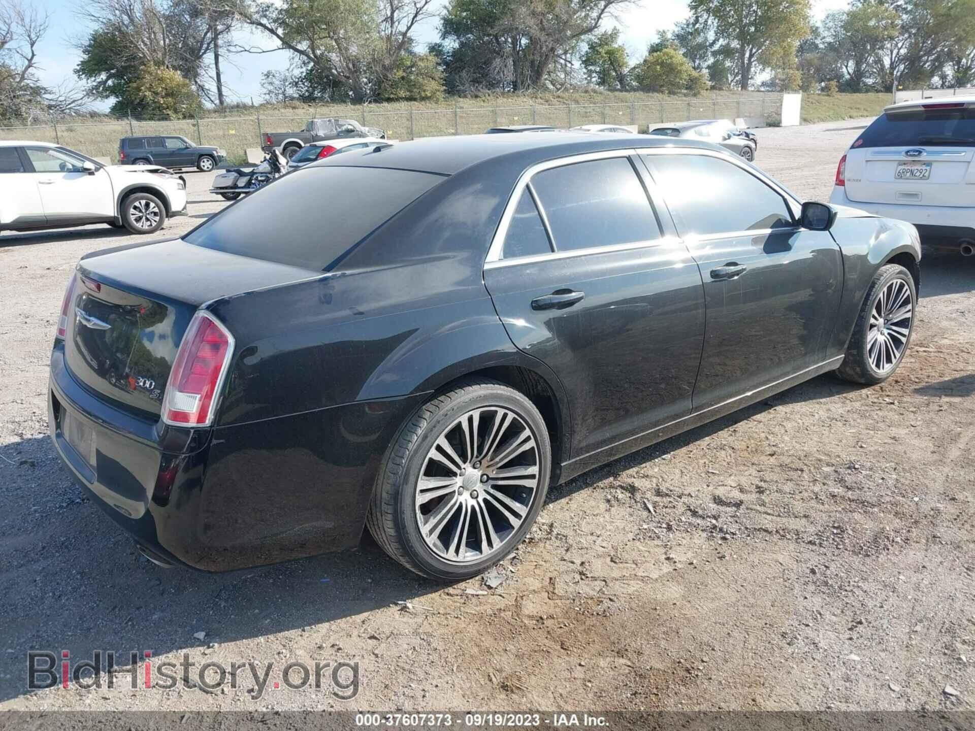 2013 CHRYSLER 300 - VIN: 2C3CCABG7DH576792 - Фото 4