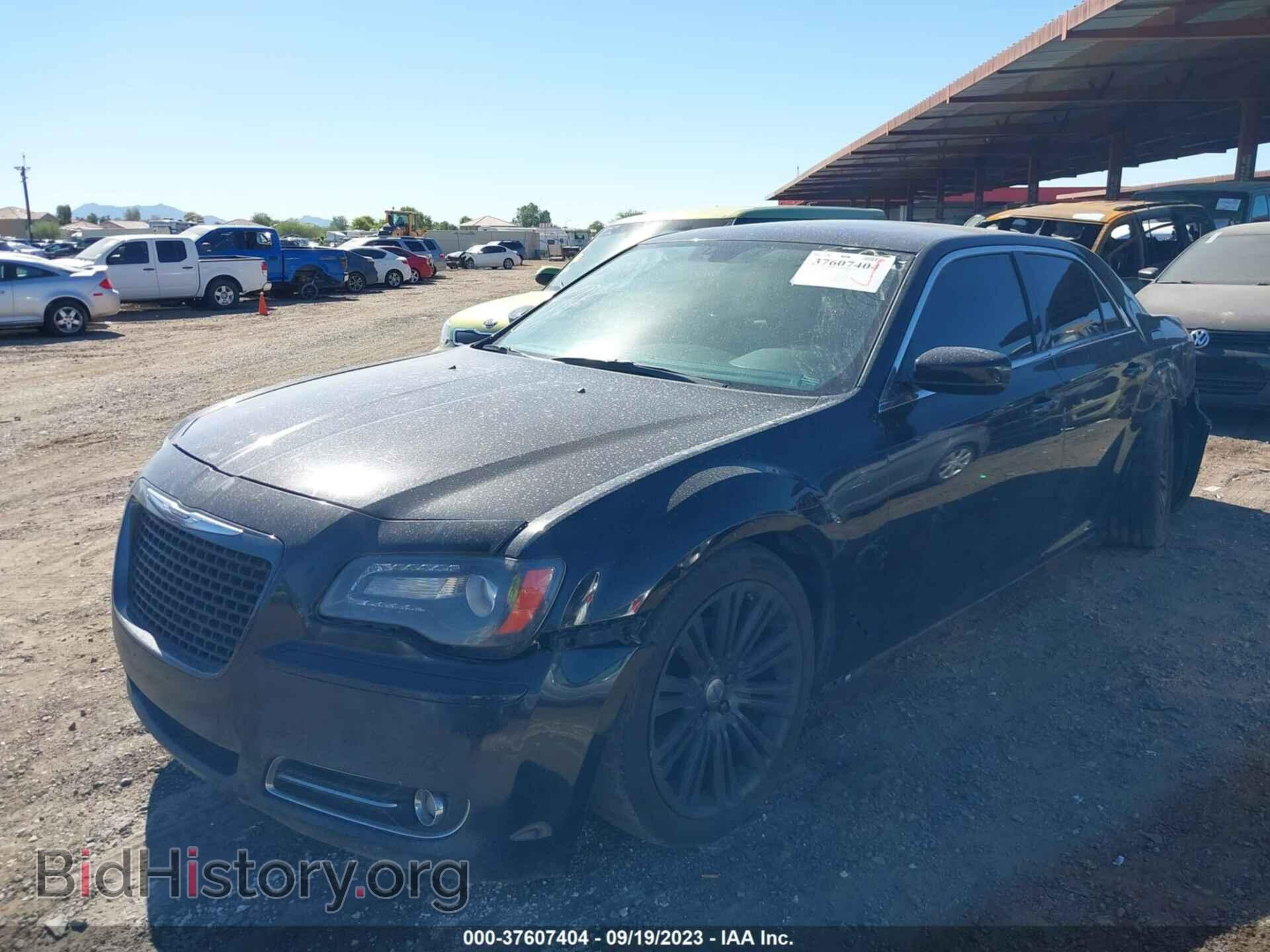 2012 CHRYSLER 300 - VIN: 2C3CCABG4CH283205 - Photo 2