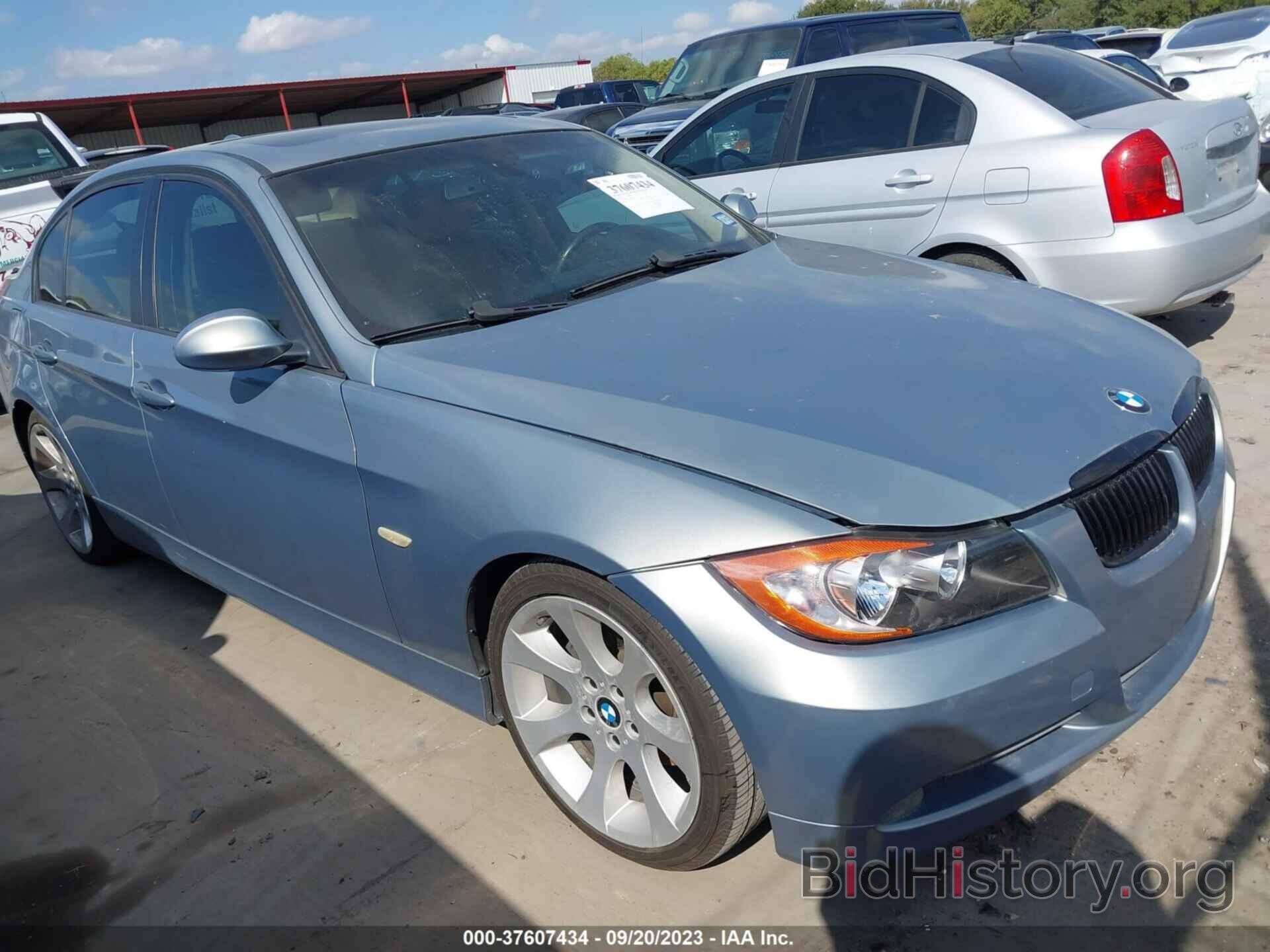 Photo WBAVA37588NL55659 - BMW 3 SERIES 2008