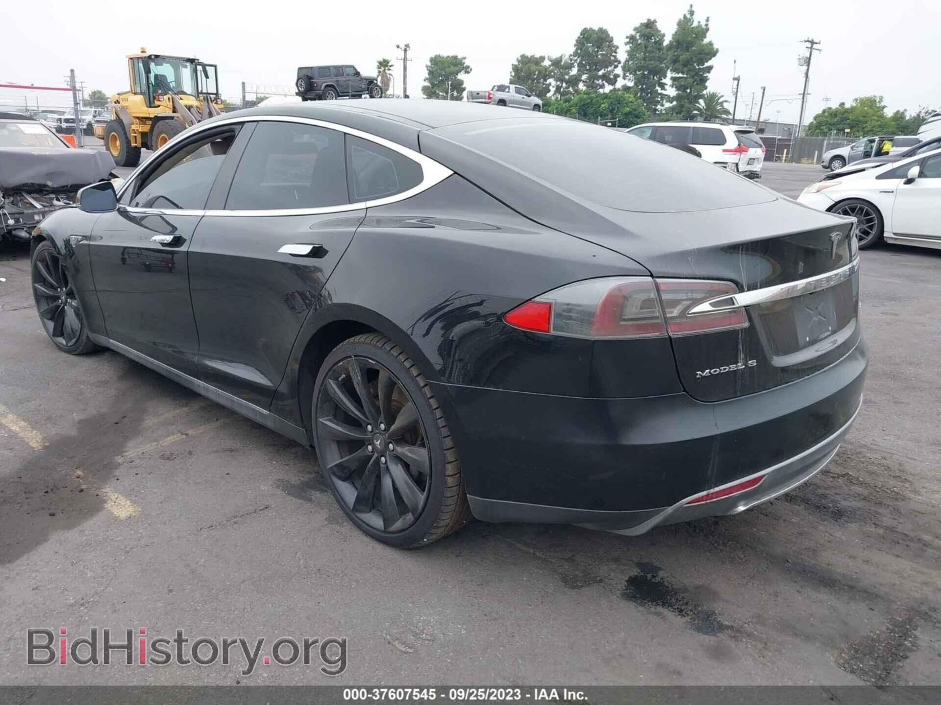 2013 TESLA MODEL S - VIN: 5YJSA1CN7DFP13634 - Фото 3