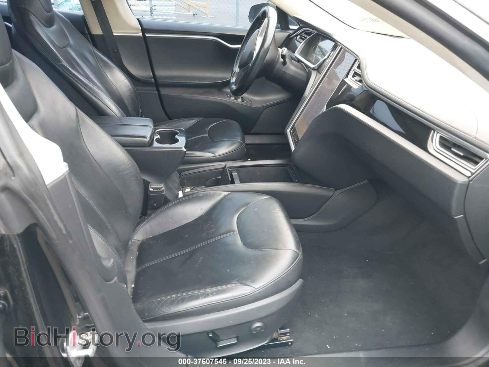 2013 TESLA MODEL S - VIN: 5YJSA1CN7DFP13634 - Фото 5