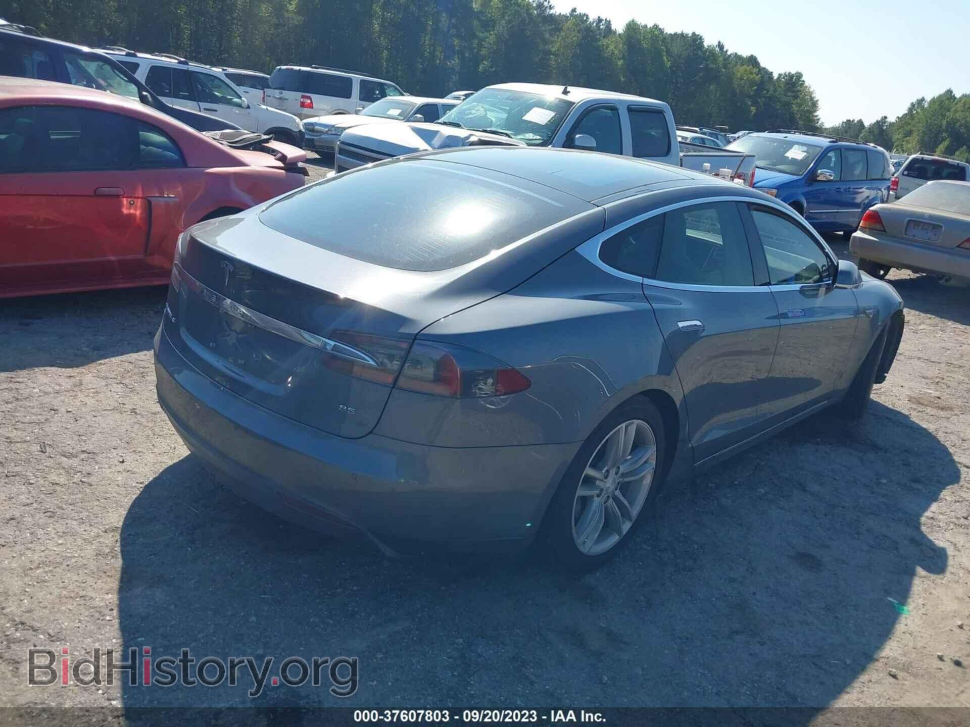 2014 TESLA MODEL S - VIN: 5YJSA1H19EFP38347 - Фото 4