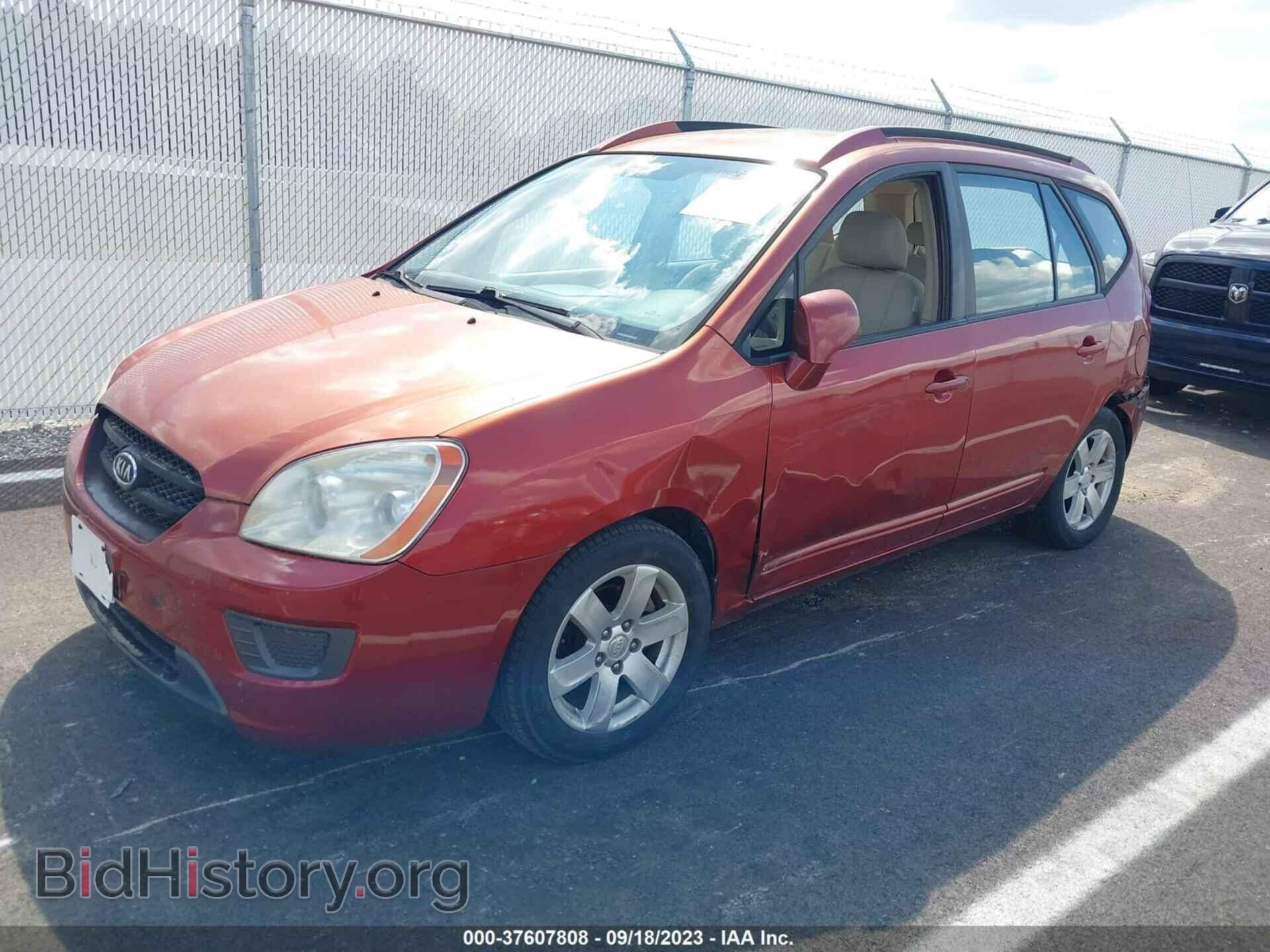 2007 KIA RONDO - VIN: KNAFG526X77110623 - Фото 2