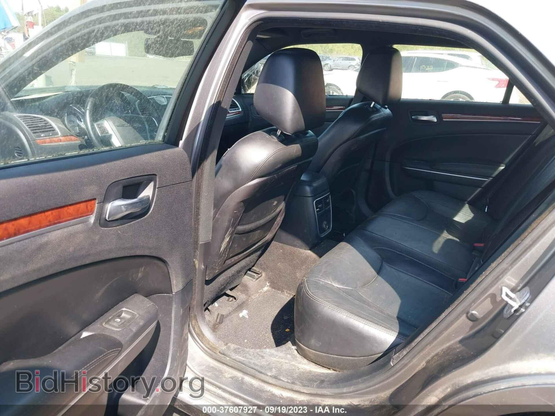 2012 CHRYSLER 300 - VIN: 2C3CCACG4CH265916 - Фото 8