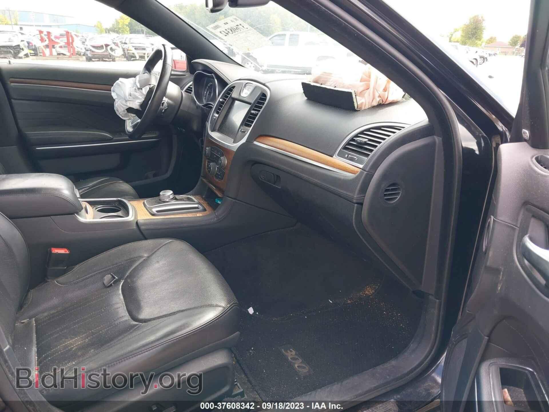 2015 CHRYSLER 300 - VIN: 2C3CCASG7FH815728 - Фото 5