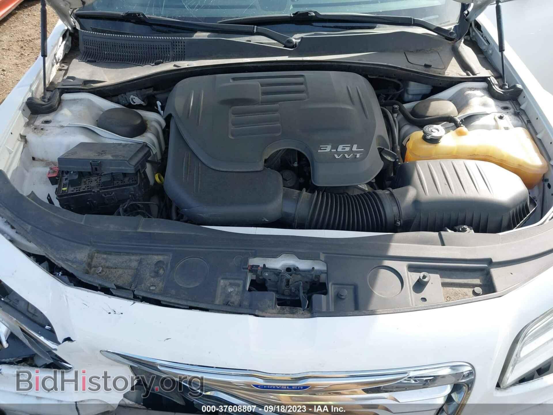 2012 CHRYSLER 300 - VIN: 2C3CCACG1CH288893 - Фото 10