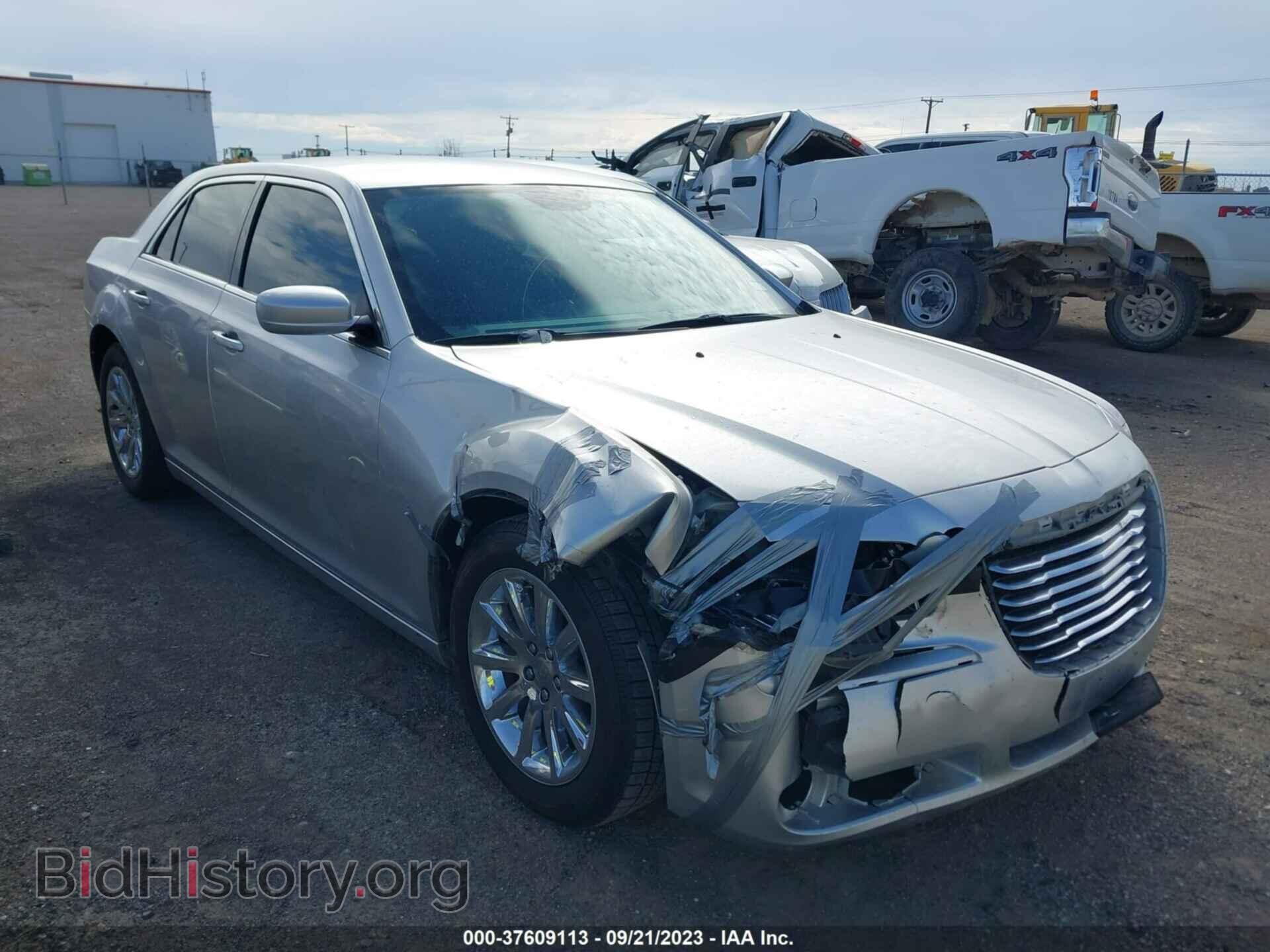 Фотография 2C3CCAAGXCH200331 - CHRYSLER 300 2012