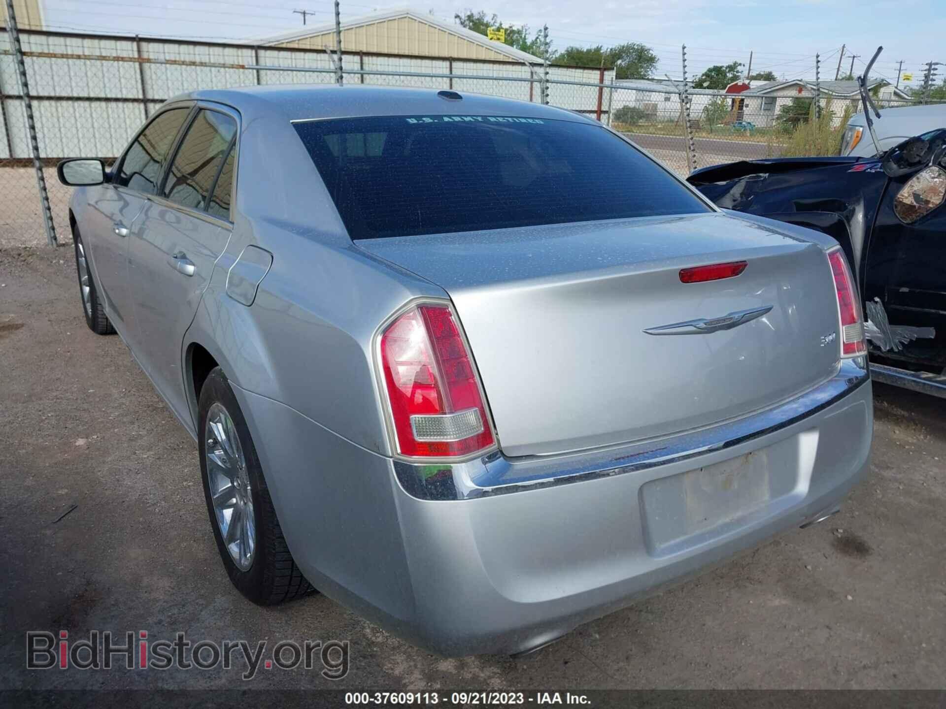 2012 CHRYSLER 300 - VIN: 2C3CCAAGXCH200331 - Фото 3