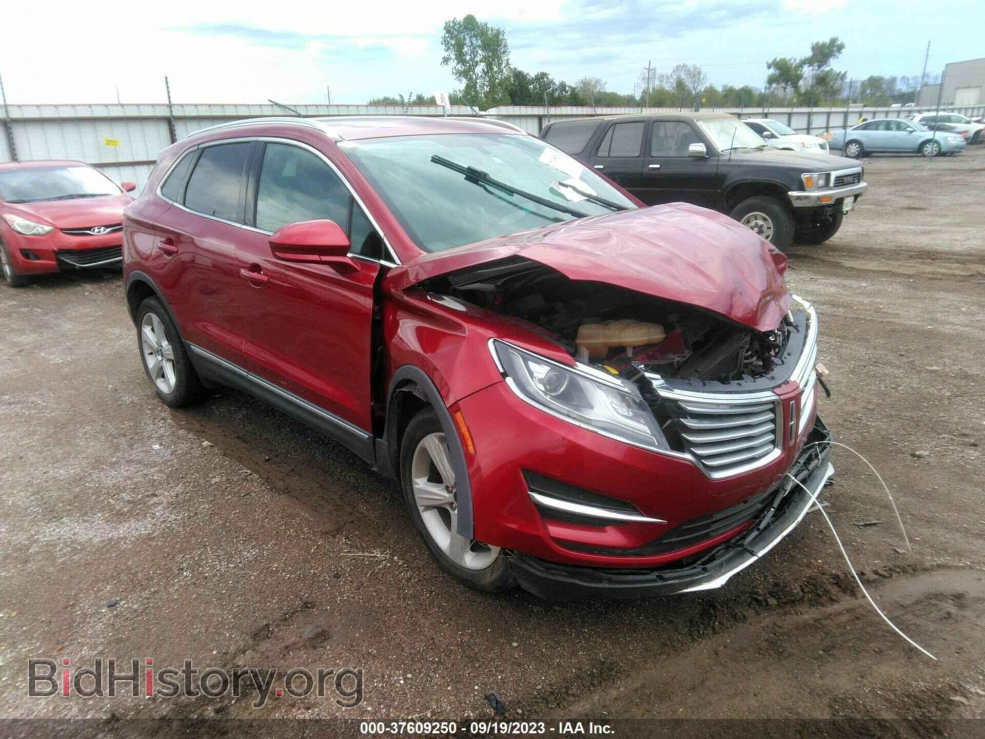 Фотография 5LMCJ1C91GUJ20329 - LINCOLN MKC 2016