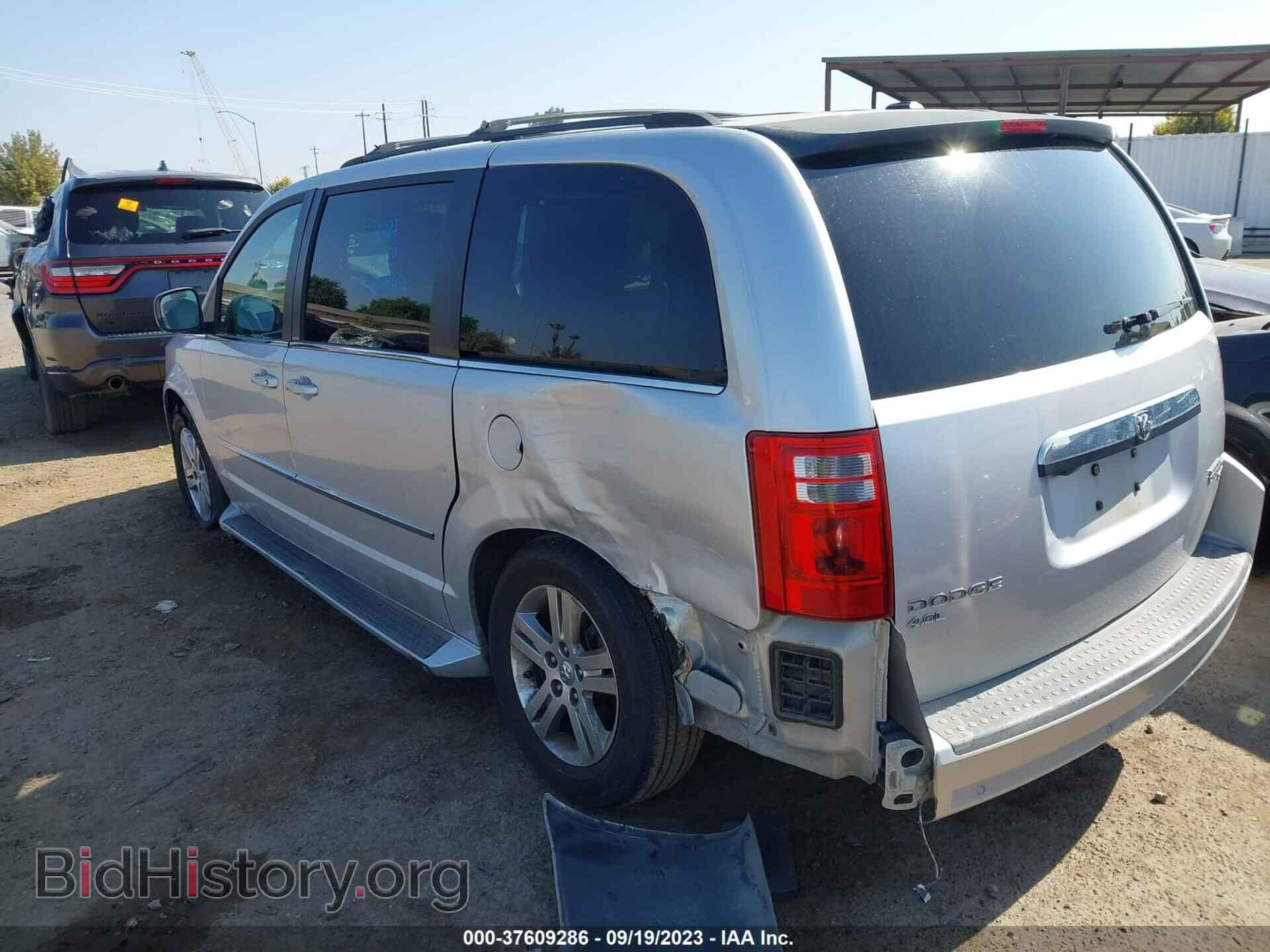 2010 DODGE GRAND CARAVAN - VIN: 2D4RN5DX5AR429223 - Фото 3