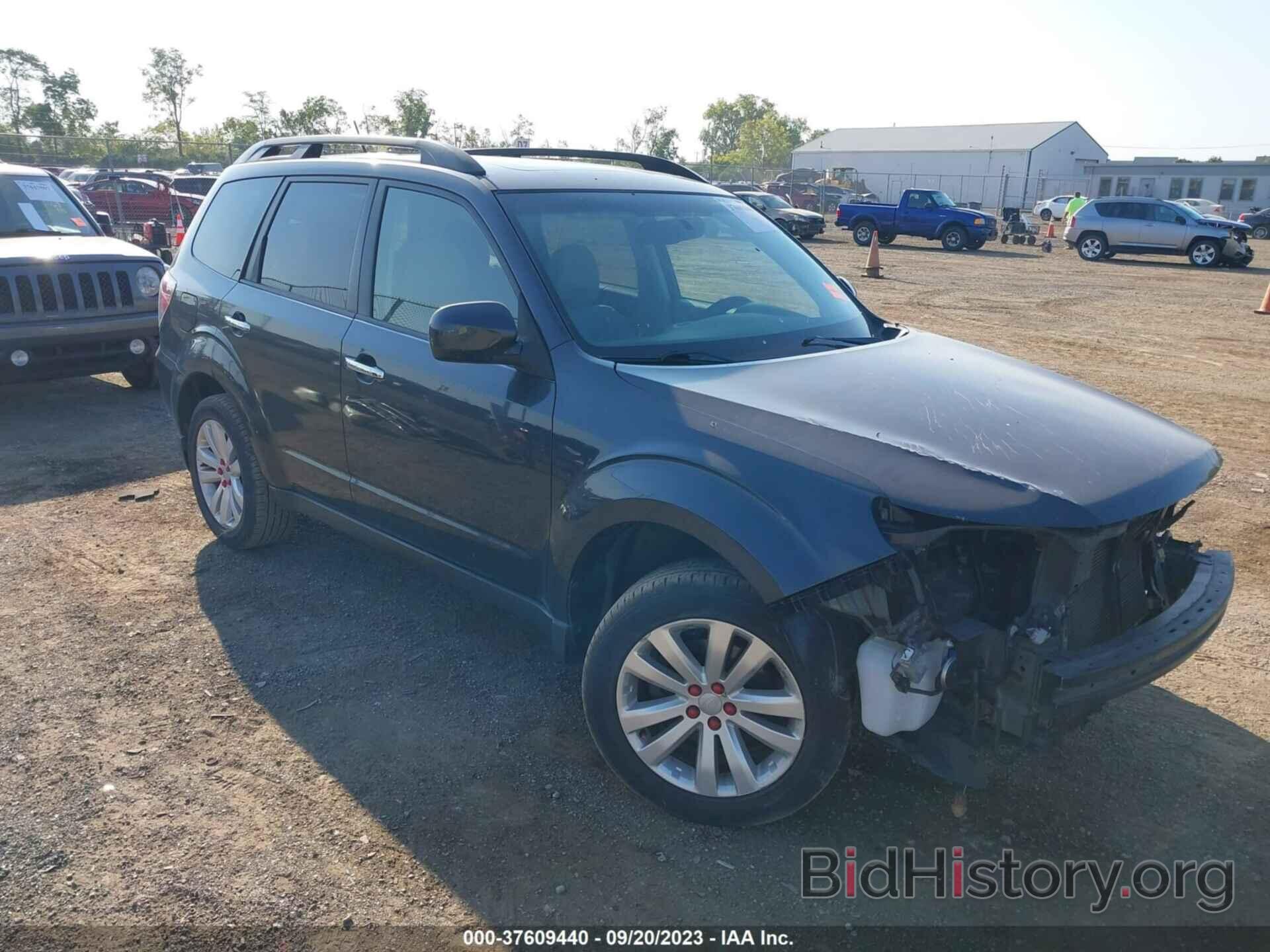 Photo JF2SHADC1DH428745 - SUBARU FORESTER 2013