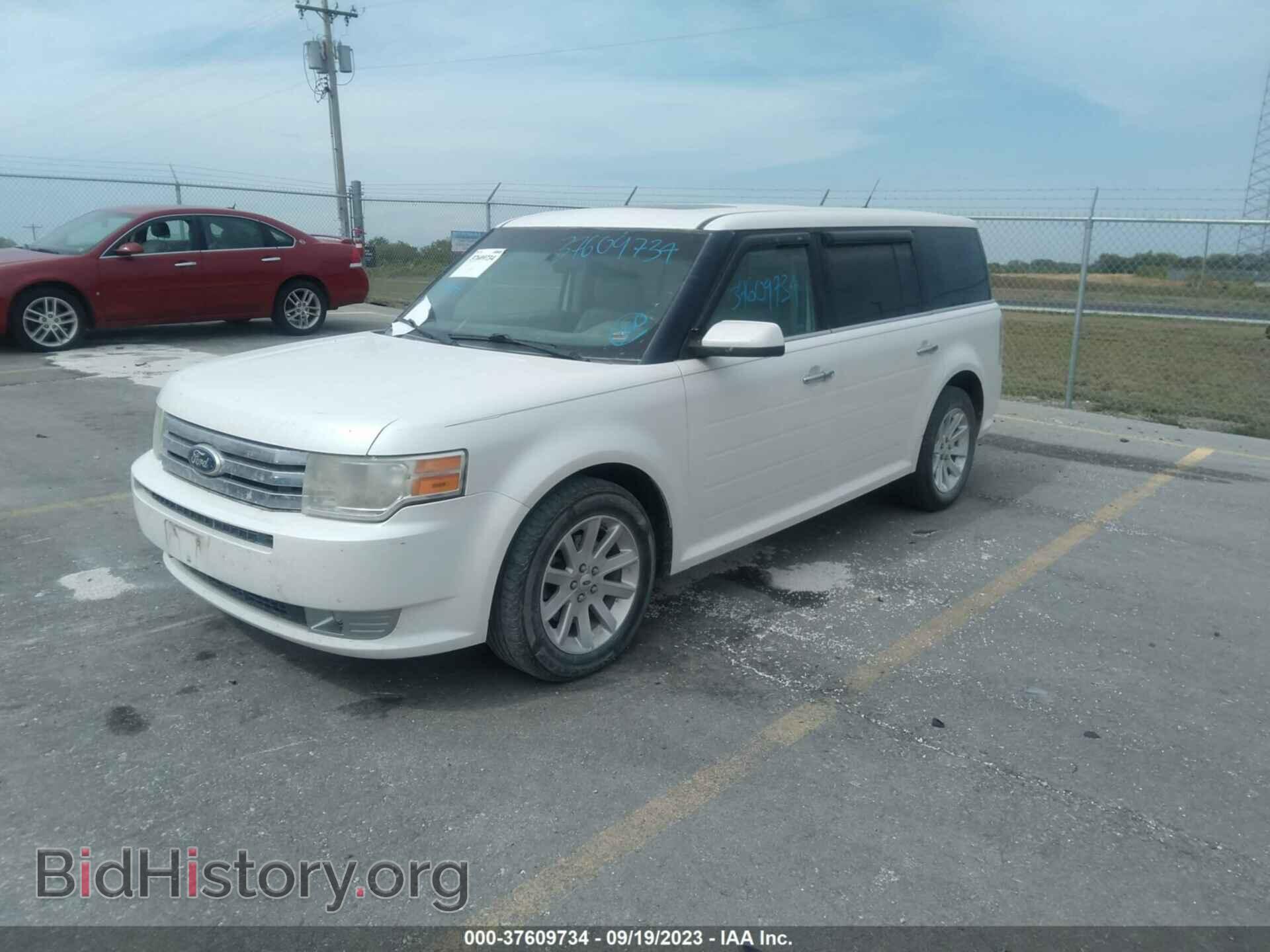 2011 FORD FLEX - VIN: 2FMGK5CC4BBD18230 - Фото 2