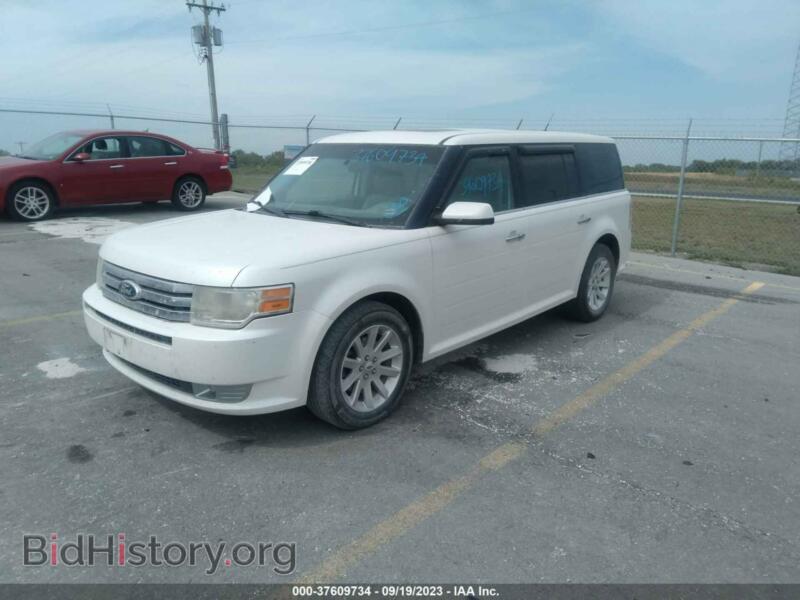 2011 Ford FLEX (VIN 2FMGK5CC4BBD18230) — photo 2 of 16