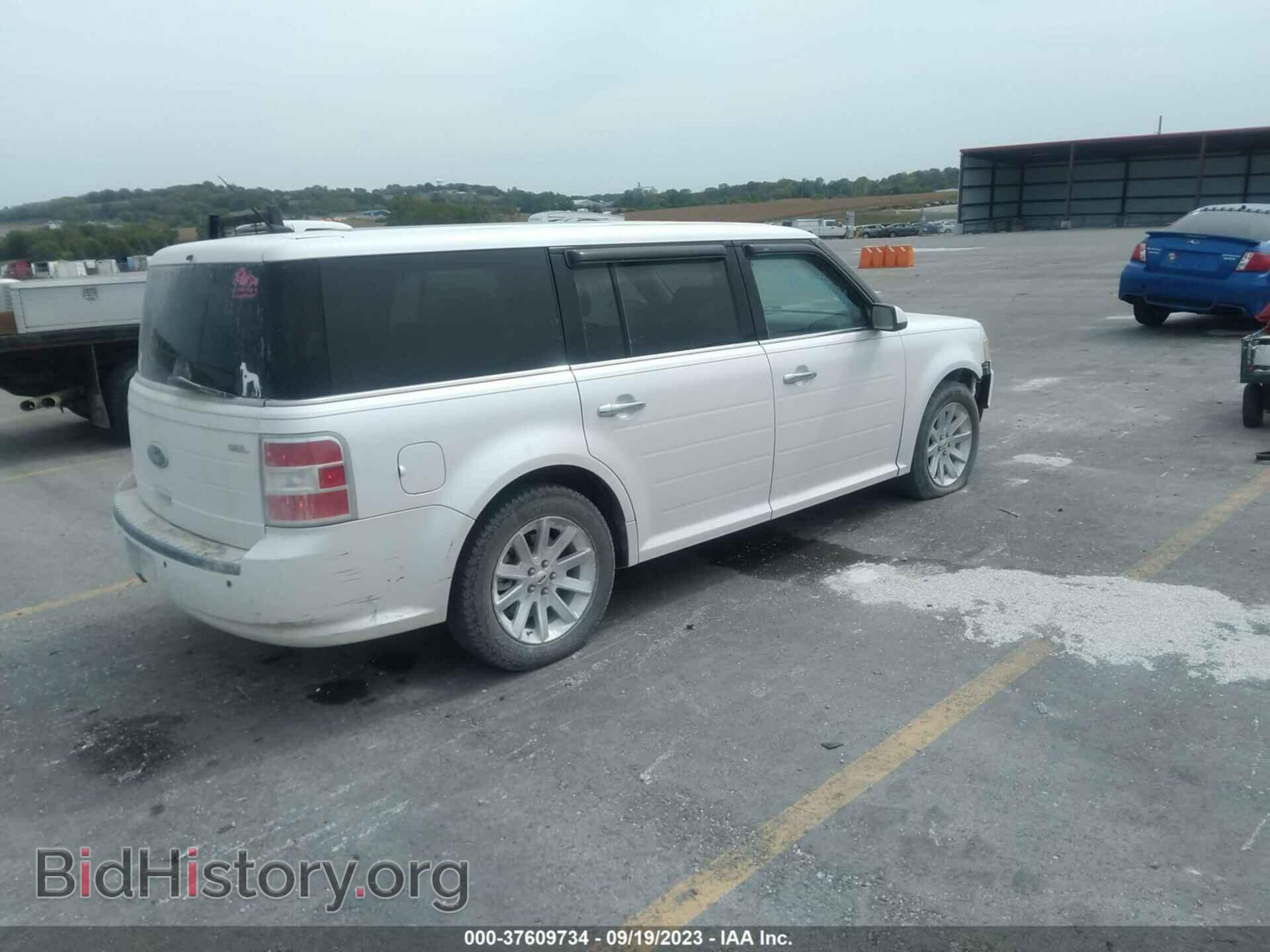 2011 FORD FLEX - VIN: 2FMGK5CC4BBD18230 - Фото 4