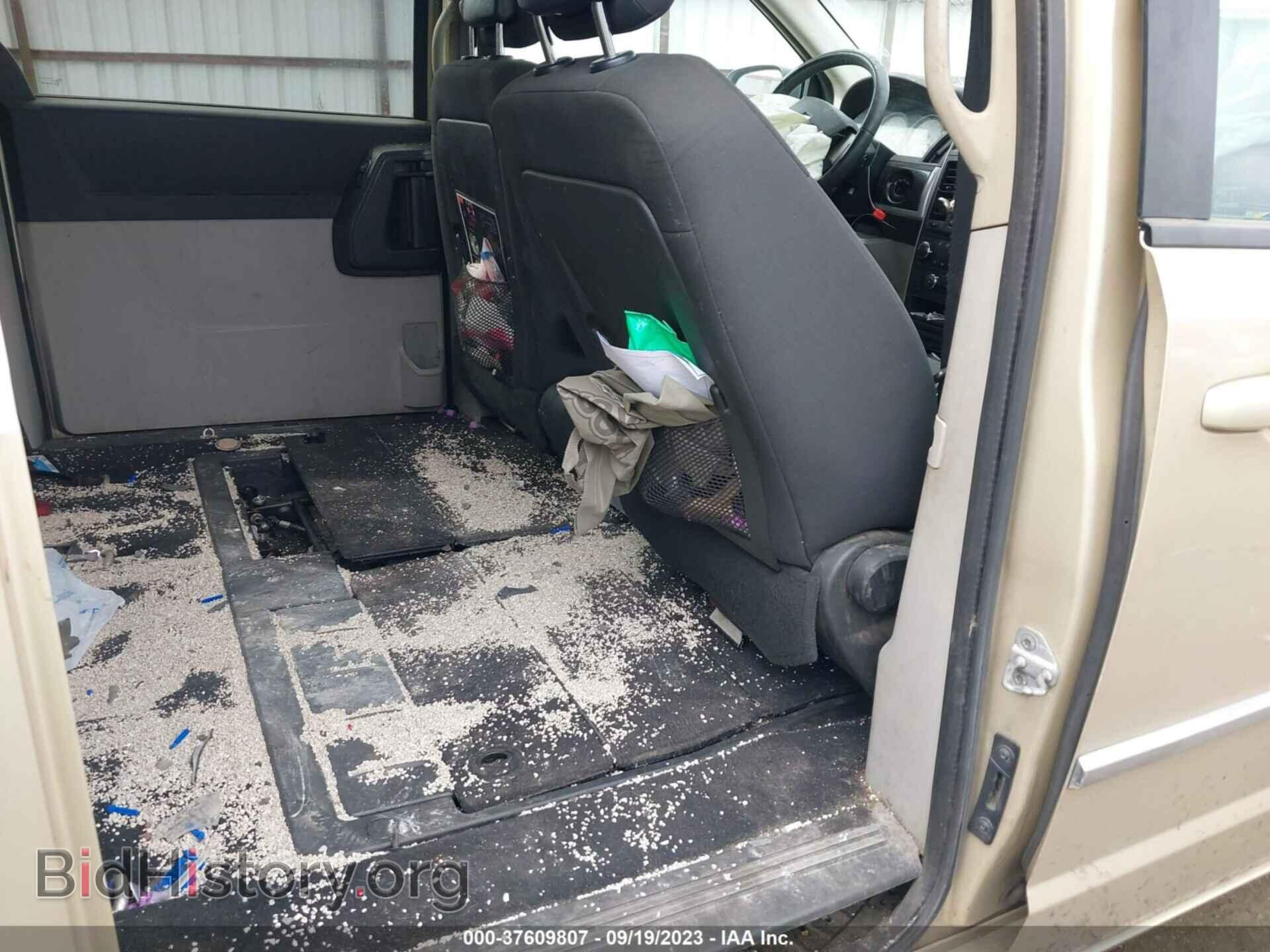 2010 DODGE GRAND CARAVAN - VIN: 2D4RN5D19AR314457 - Фото 8