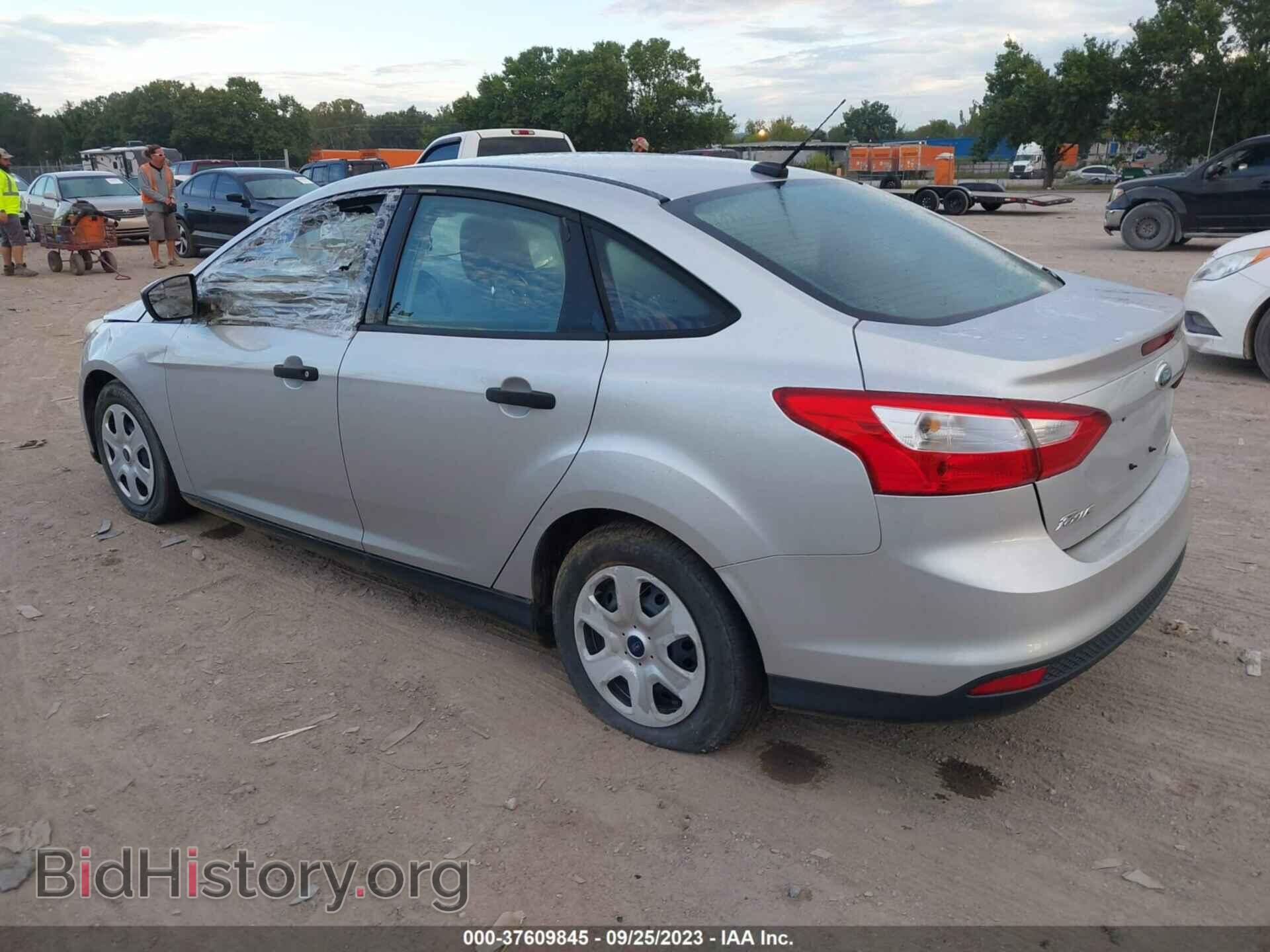 2012 FORD FOCUS - VIN: 1FAHP3E24CL300059 - Фото 3