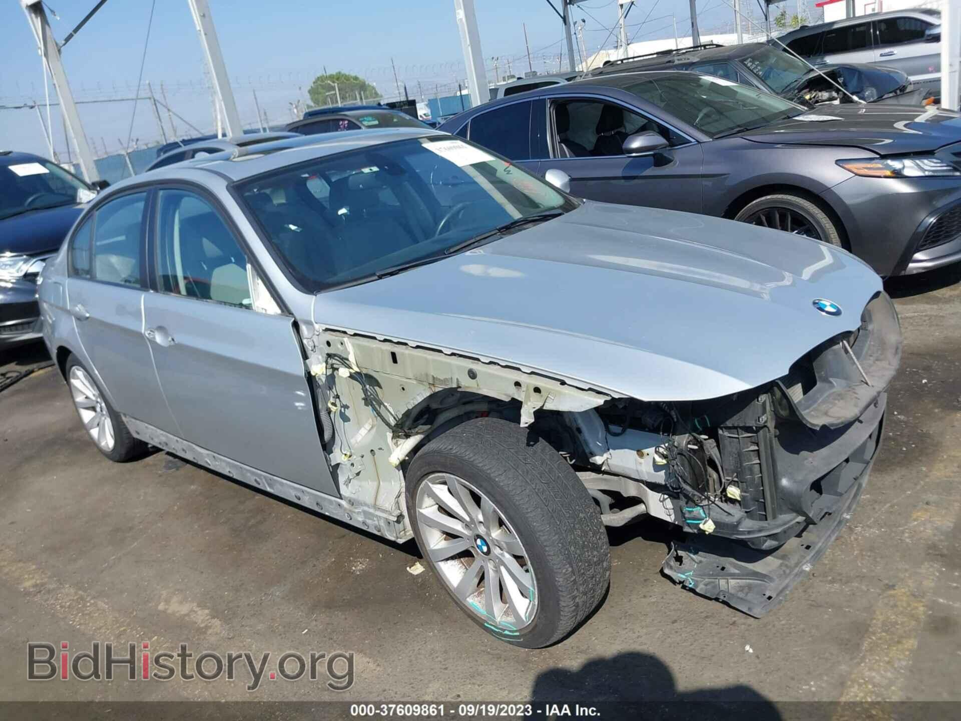 Photo WBAPH5C55BA442231 - BMW 3 SERIES 2011