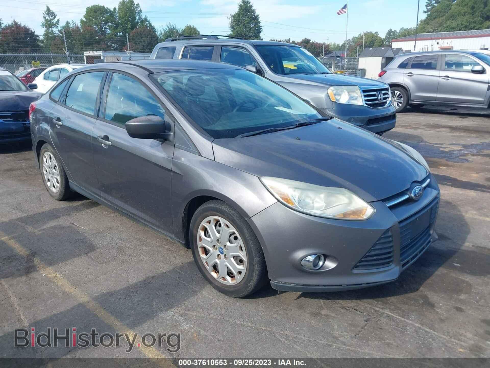 Фотография 1FAHP3F22CL217616 - FORD FOCUS 2012