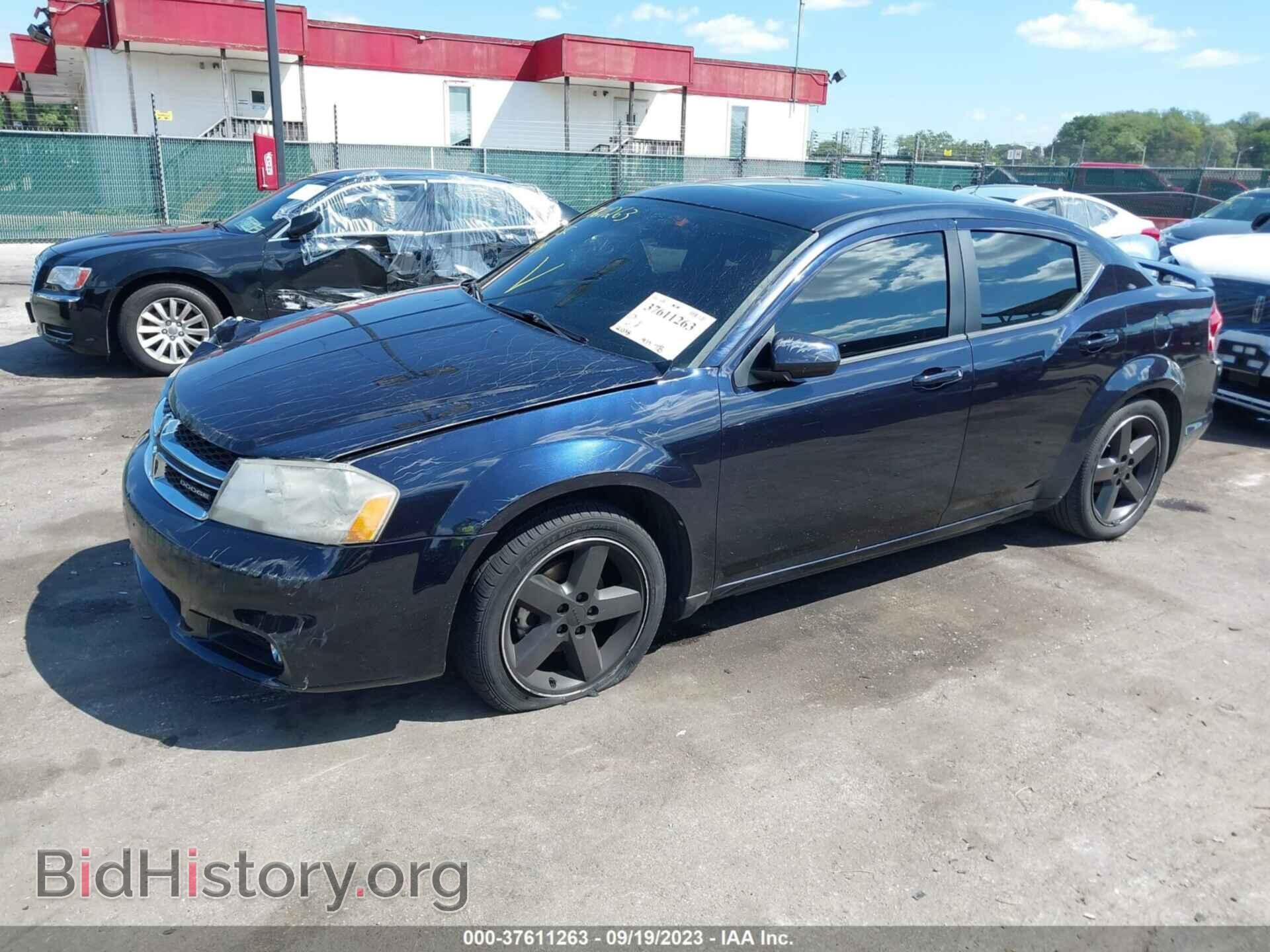 2011 DODGE AVENGER - VIN: 1B3BD1FG0BN584818 - Фото 2