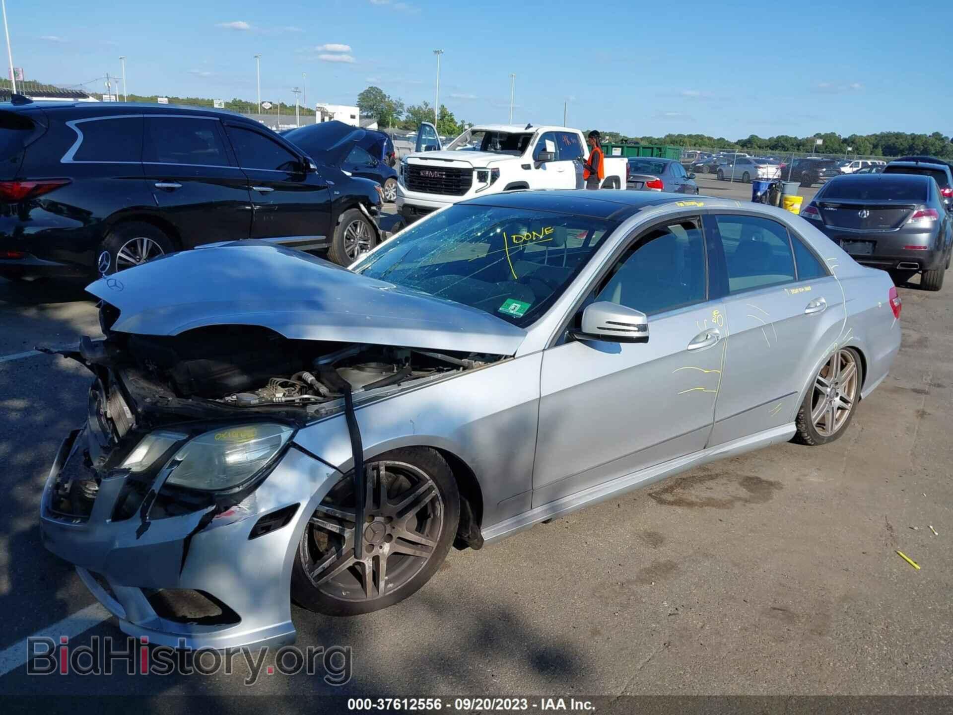 2010 MERCEDES-BENZ E-CLASS - VIN: WDDHF7CB2AA030075 - Фото 2