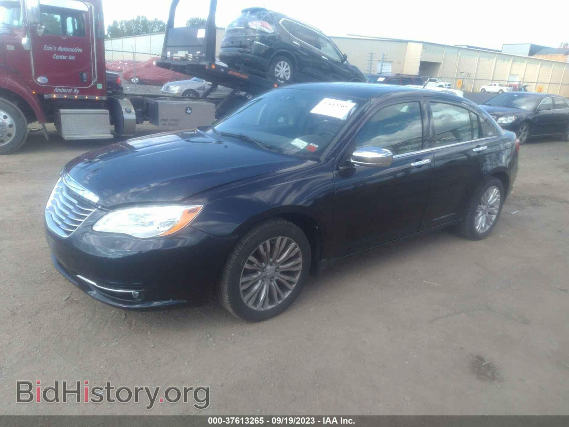 2012 CHRYSLER 200 - VIN: 1C3CCBCB4CN123244 - Фото 2