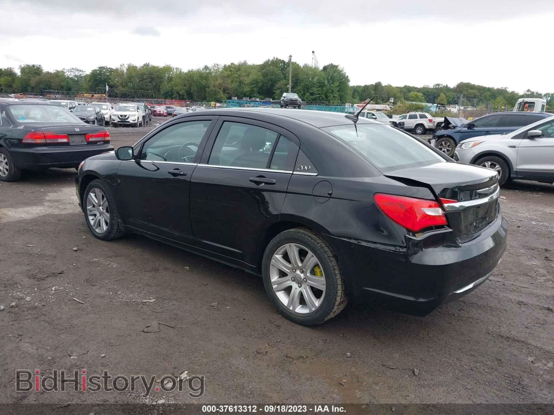 2013 CHRYSLER 200 - VIN: 1C3CCBBB8DN593117 - Фото 3