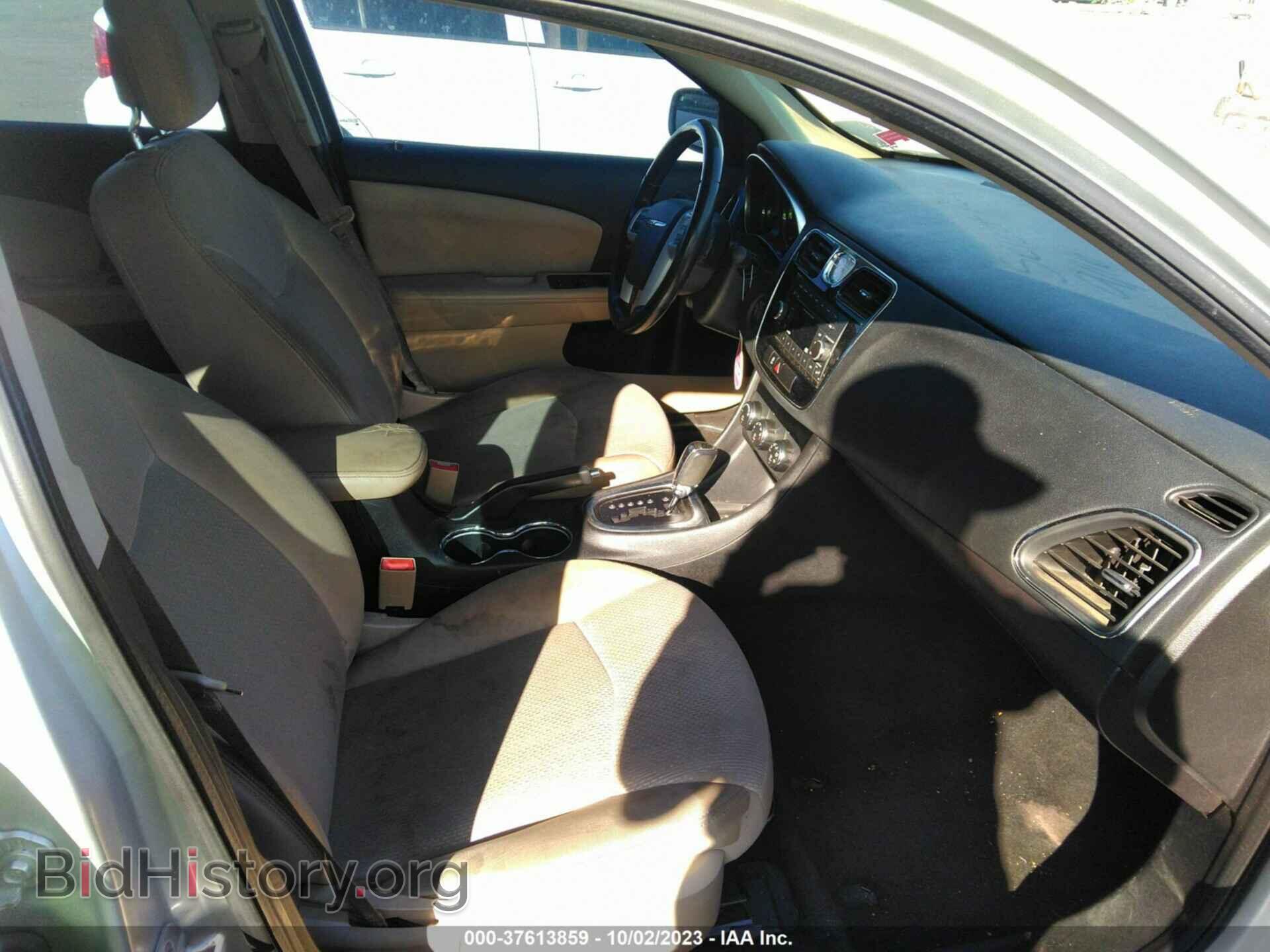 2012 CHRYSLER 200 - VIN: 1C3CCBBB9CN149162 - Фото 5