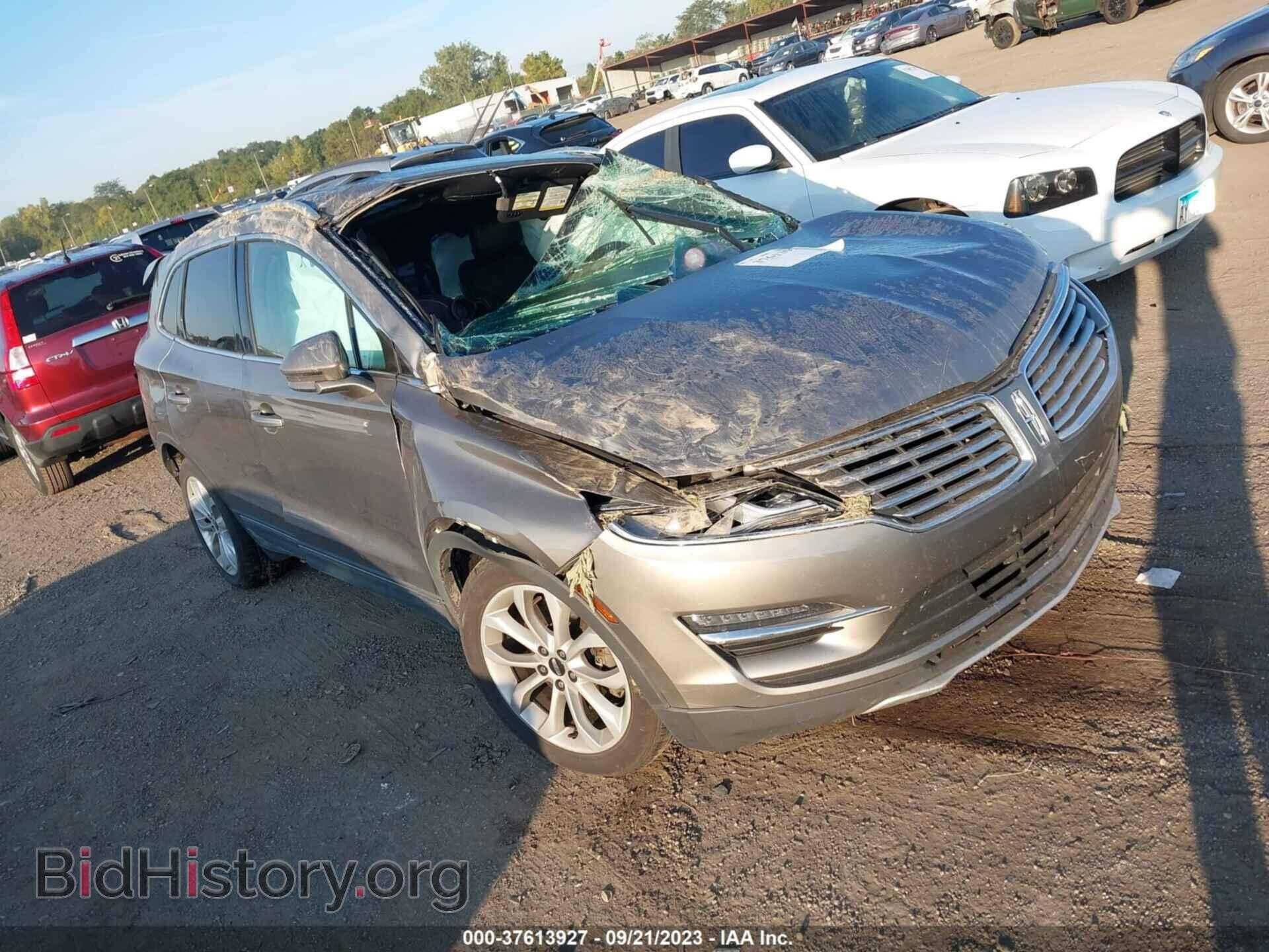 Фотография 5LMCJ2D98GUJ07971 - LINCOLN MKC 2016