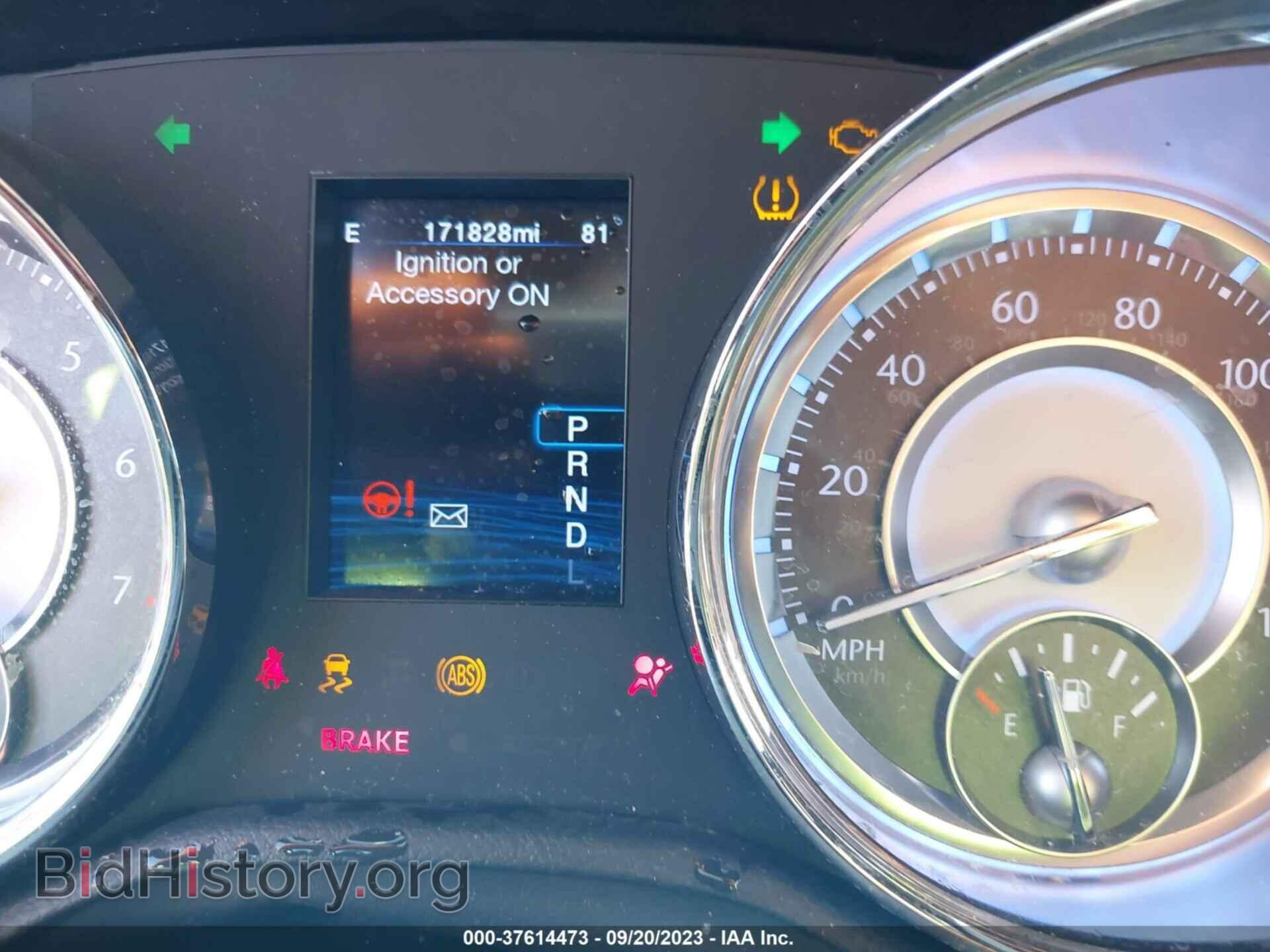 2012 CHRYSLER 300 - VIN: 2C3CCAAG2CH174694 - Photo 7