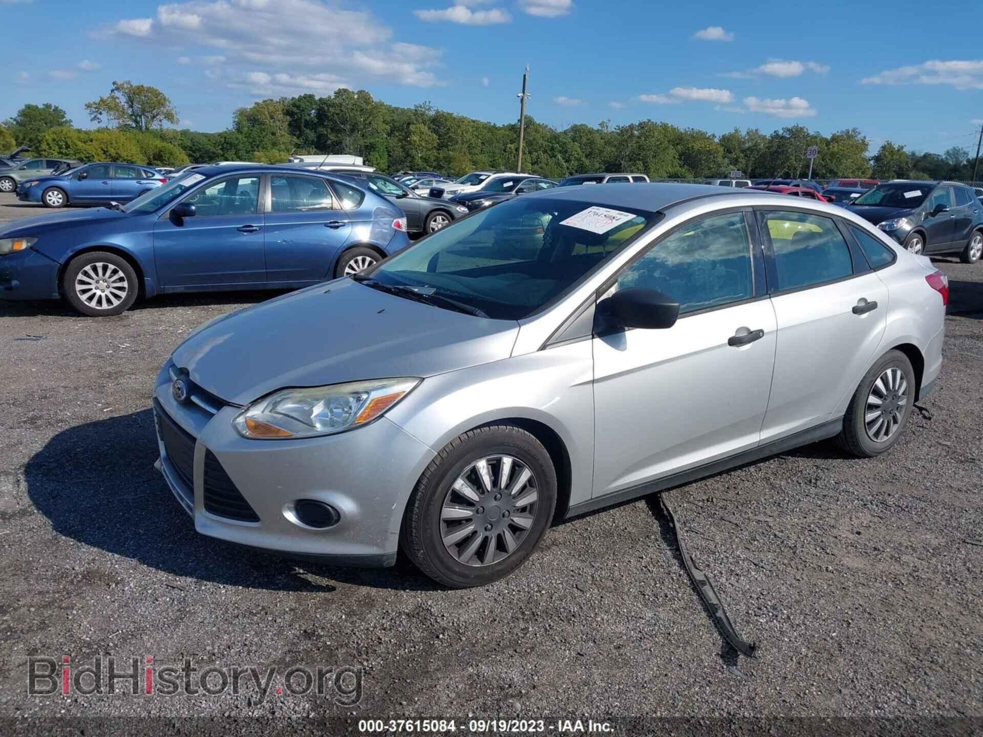 2012 FORD FOCUS - VIN: 1FAHP3E2XCL256259 - Фото 2