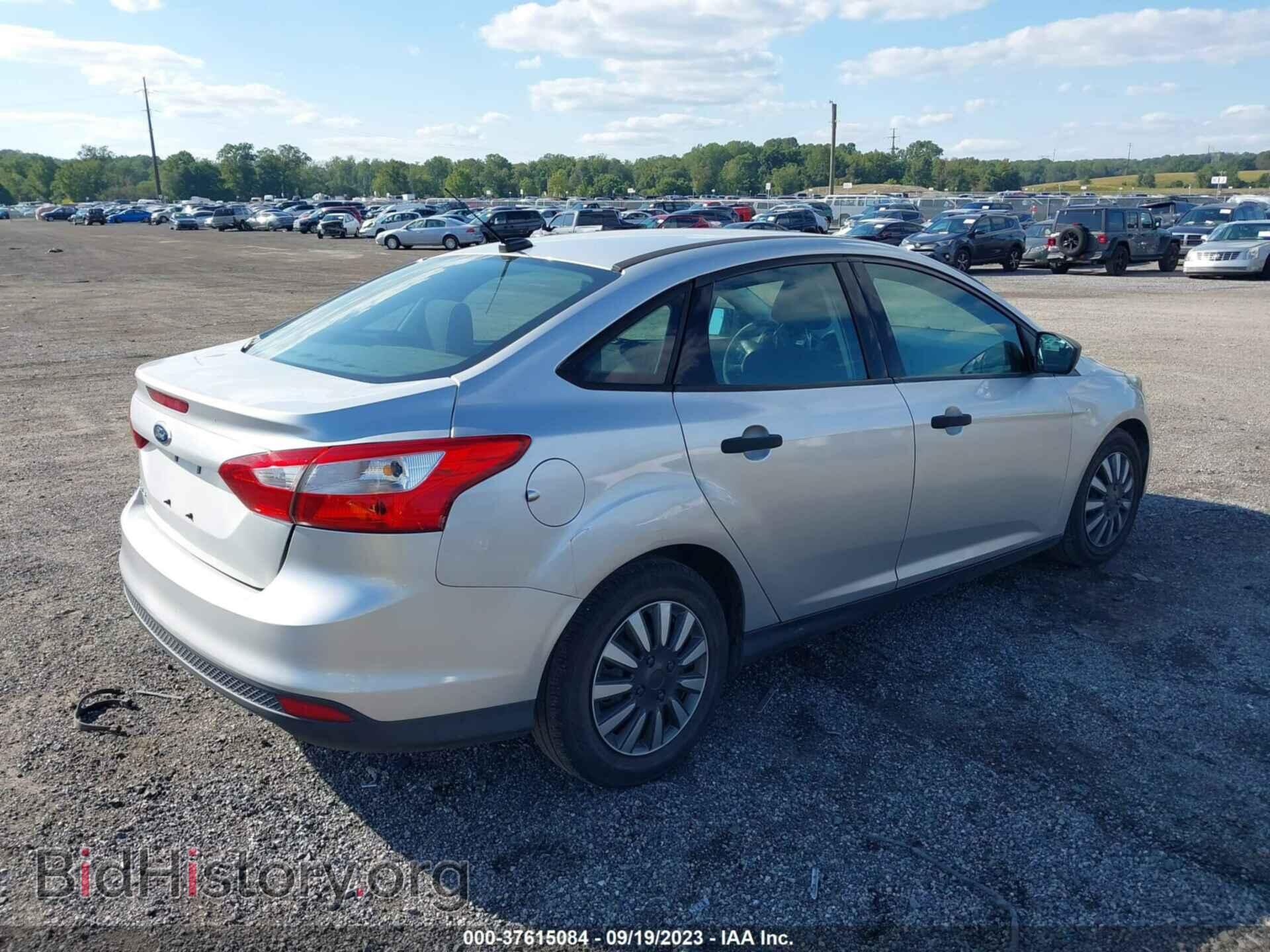 2012 FORD FOCUS - VIN: 1FAHP3E2XCL256259 - Фото 4