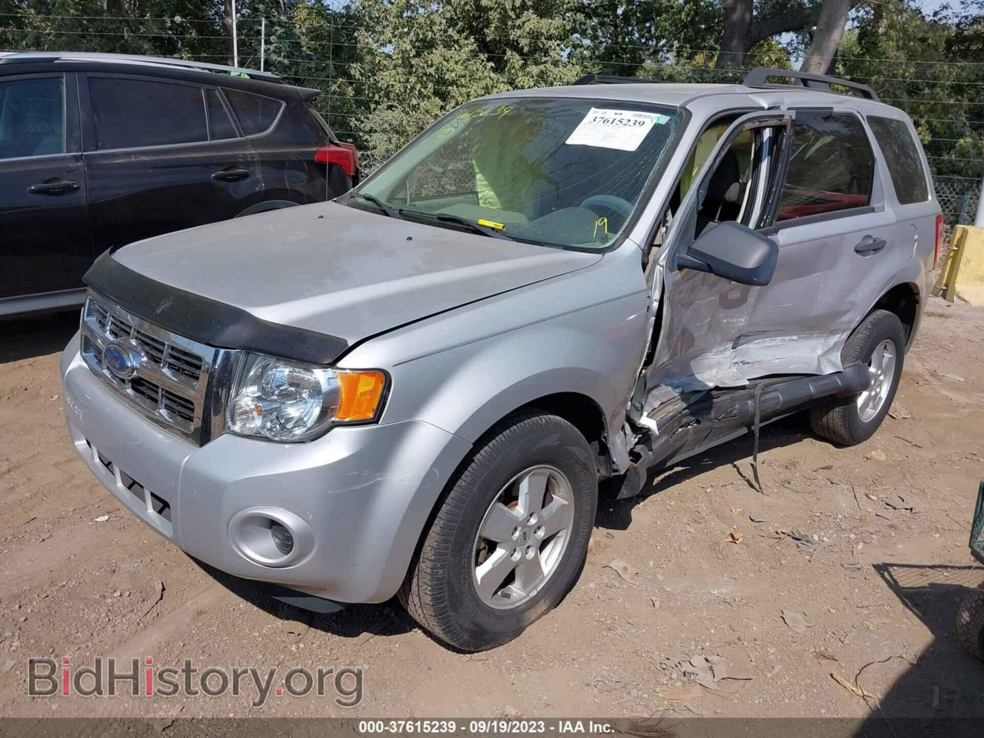 2008 FORD ESCAPE - VIN: 1FMCU02Z28KE64013 - Фото 2