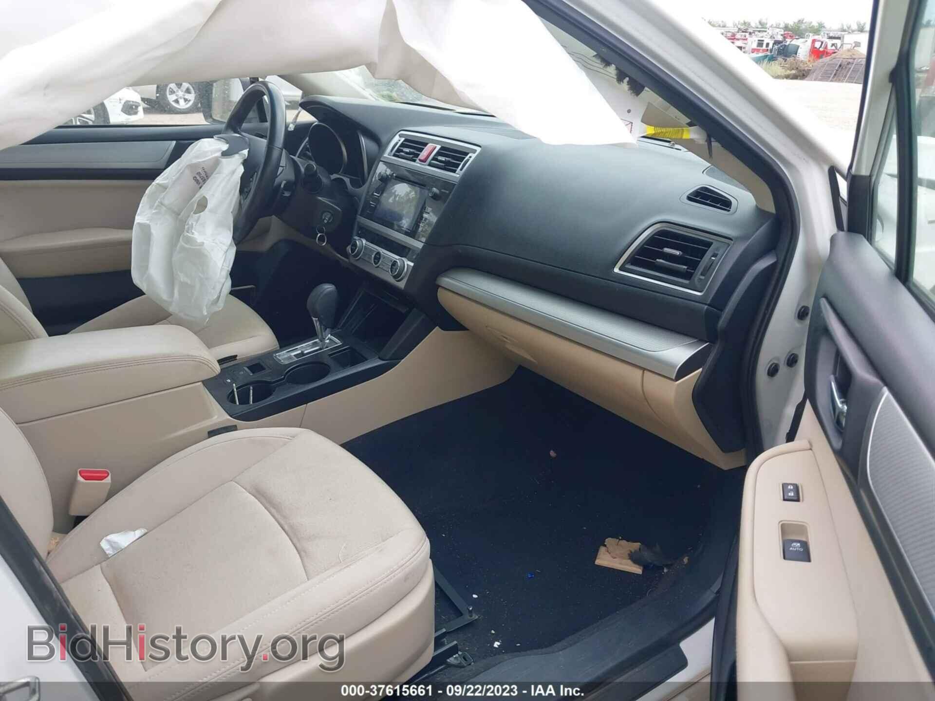 2017 SUBARU LEGACY - VIN: 4S3BNAC67H3055846 - Фото 5