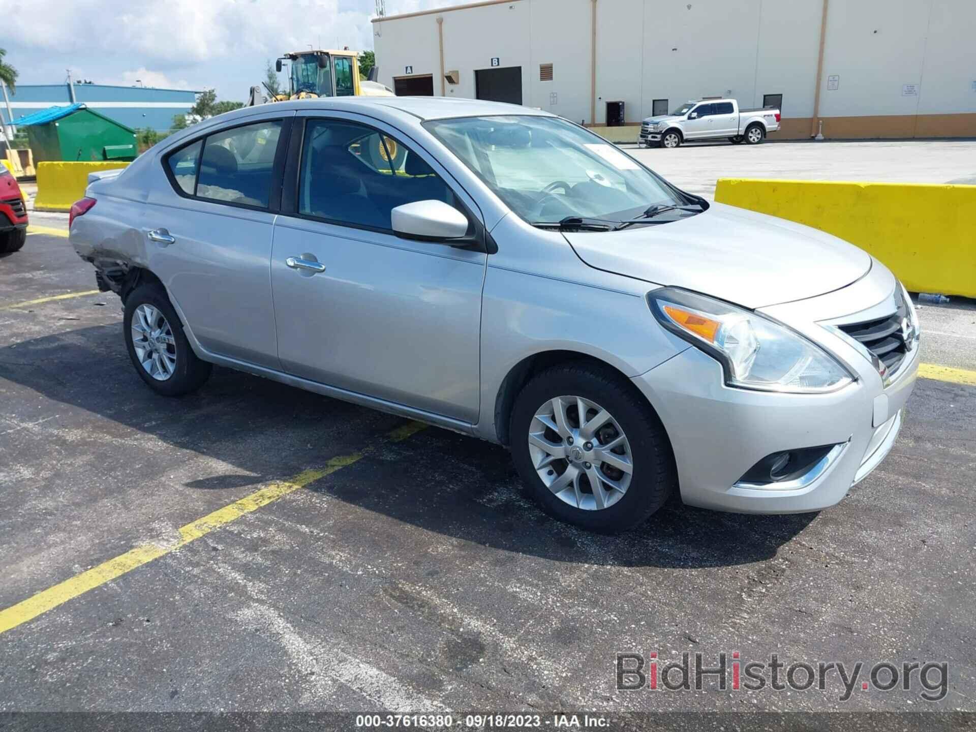 Photo 3N1CN7APXJL860658 - NISSAN VERSA SEDAN 2018