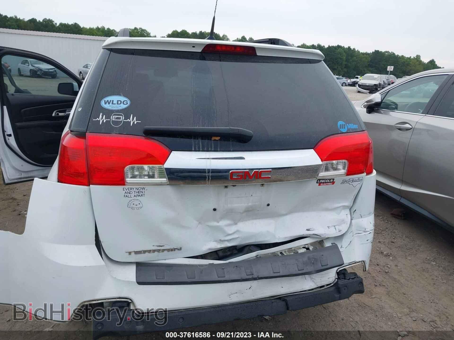 2011 GMC TERRAIN - VIN: 2CTALUEC8B6305895 - Photo 6