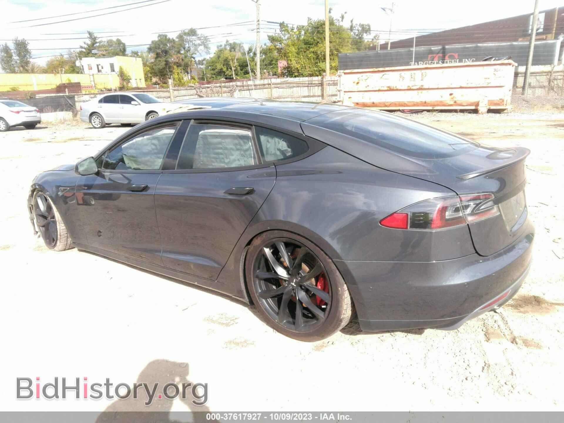 2015 TESLA MODEL S - VIN: 5YJSA1H27FFP77268 - Фото 3
