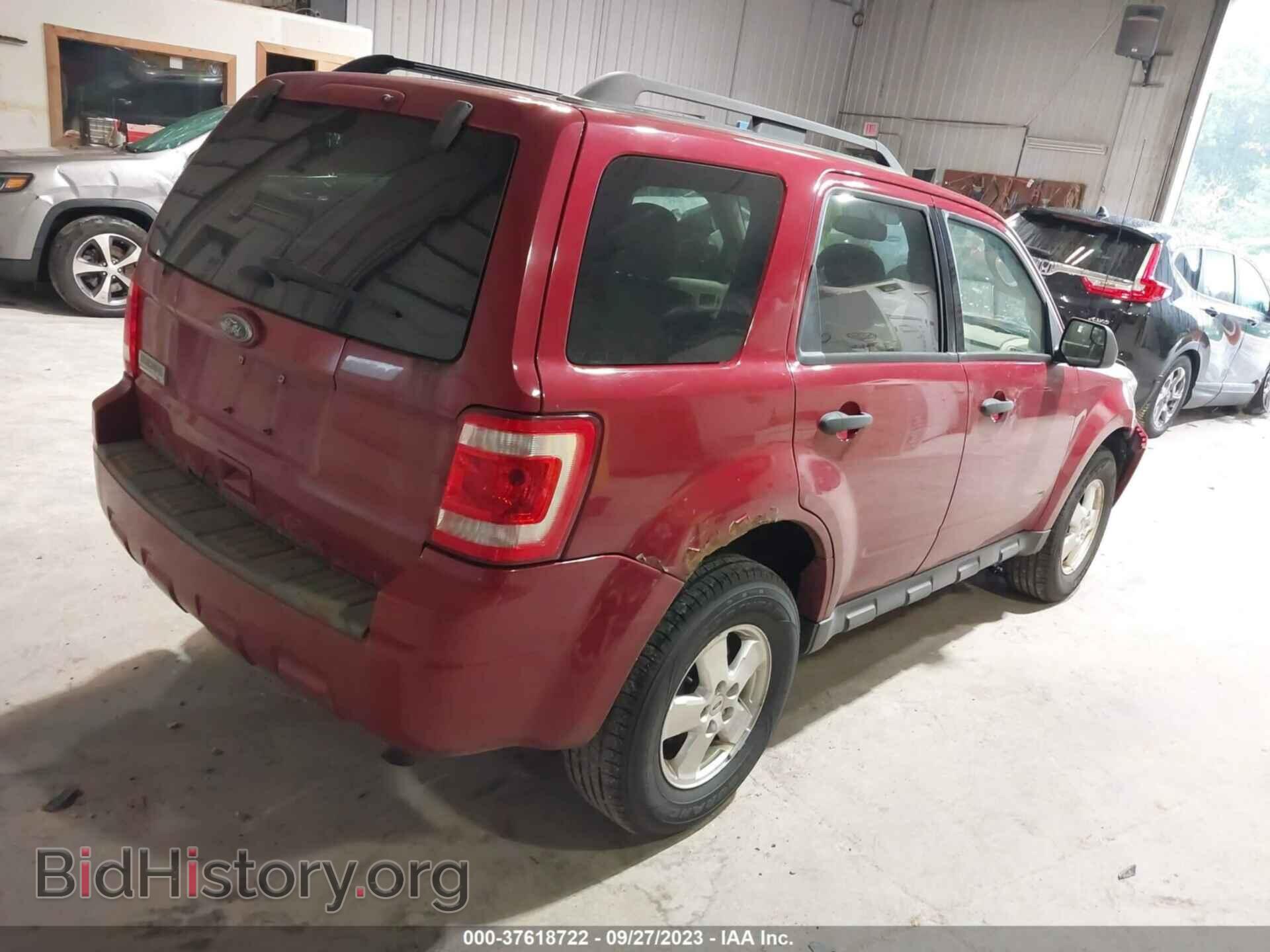 2011 FORD ESCAPE - VIN: 1FMCU9D75BKA92836 - Фото 4