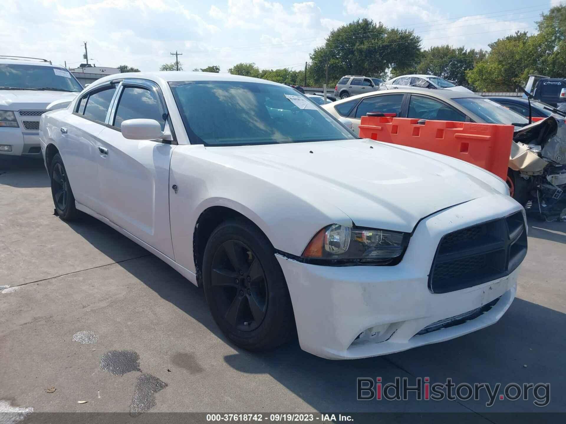 Photo 2B3CL3CG6BH586685 - DODGE CHARGER 2011